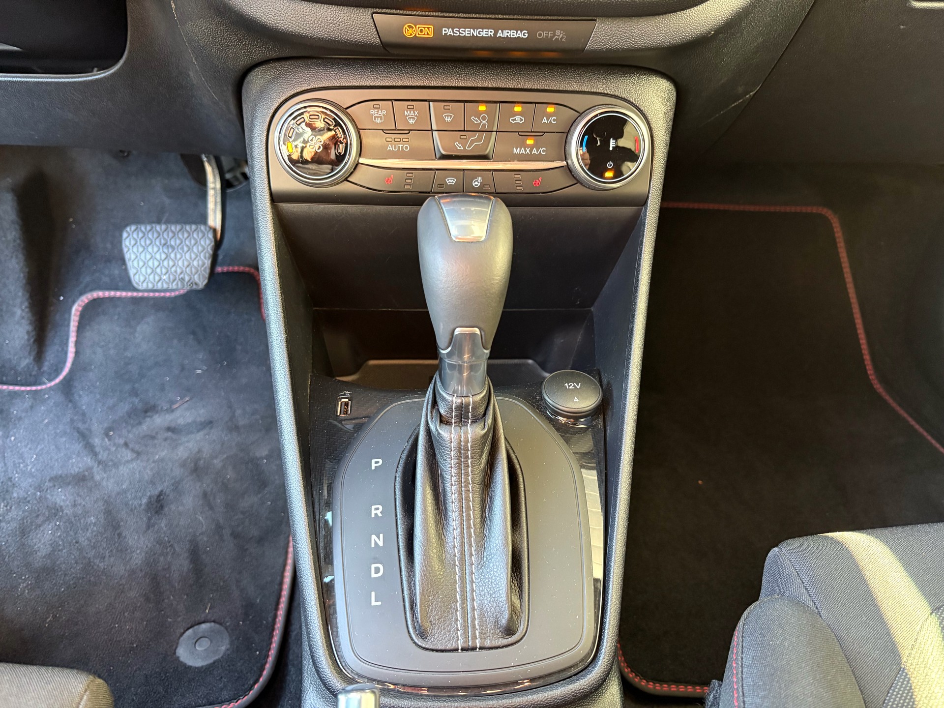 FORD Fiesta 1.0 SCTi MHEV ST Line X Automat-image-17