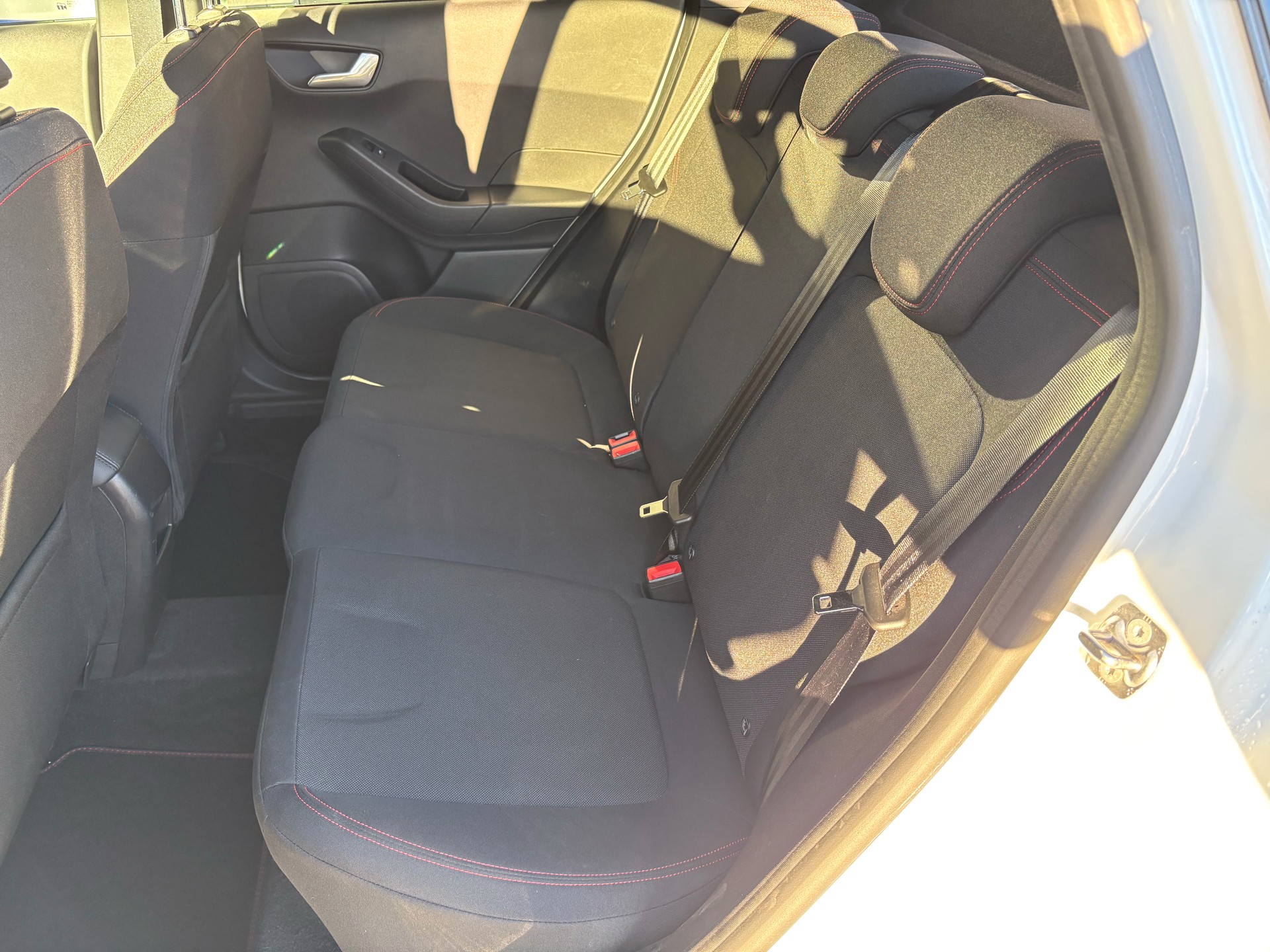 FORD Fiesta 1.0 SCTi MHEV ST Line X Automat-image-9