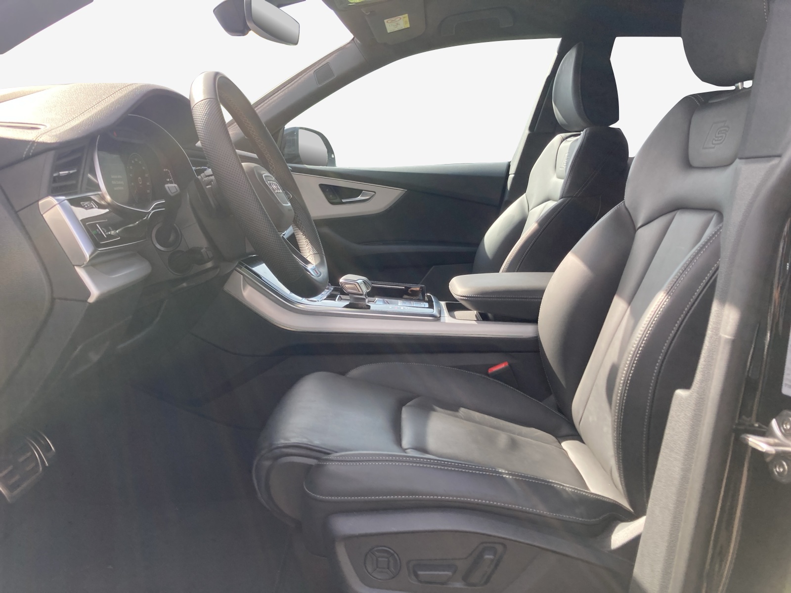AUDI Q8 SUV TDI quattro 210 kW tiptronic-image-7