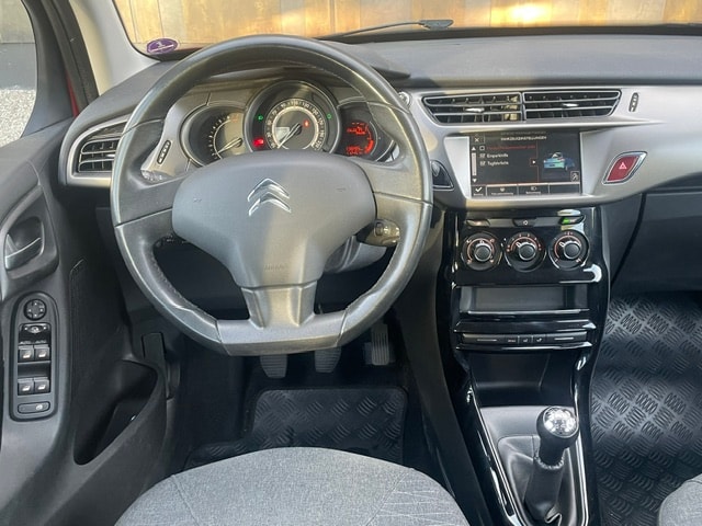 CITROEN C3 1.2i Exclusive-image-18