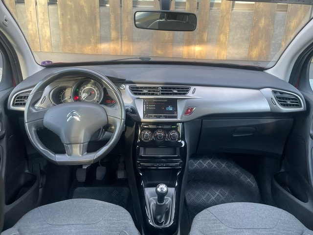 CITROEN C3 1.2i Exclusive-image-17