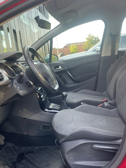 CITROEN C3 1.2i Exclusive-image-15