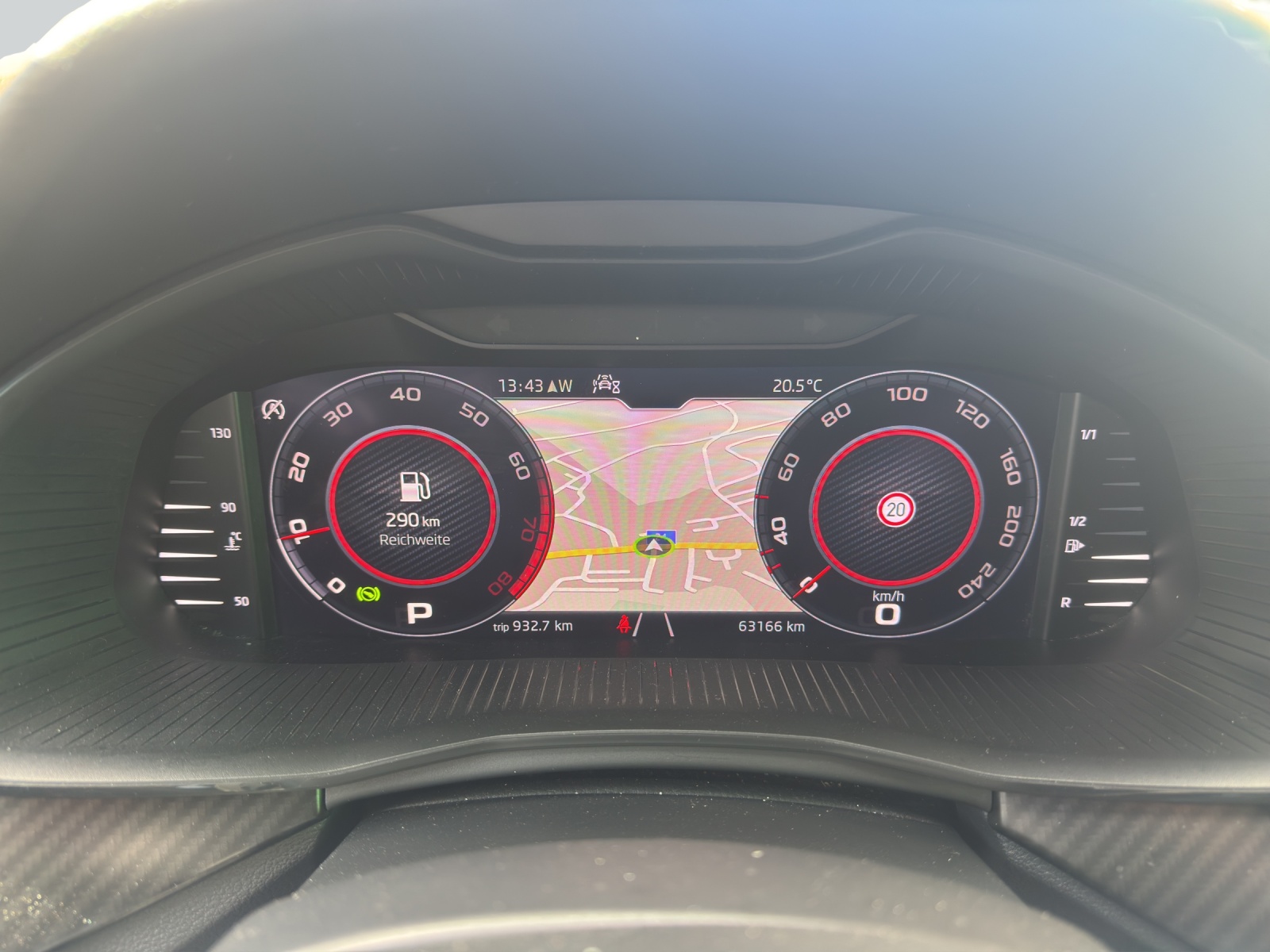 SKODA Kamiq 1.5 TSI ACT Monte Carlo DSG-image-4
