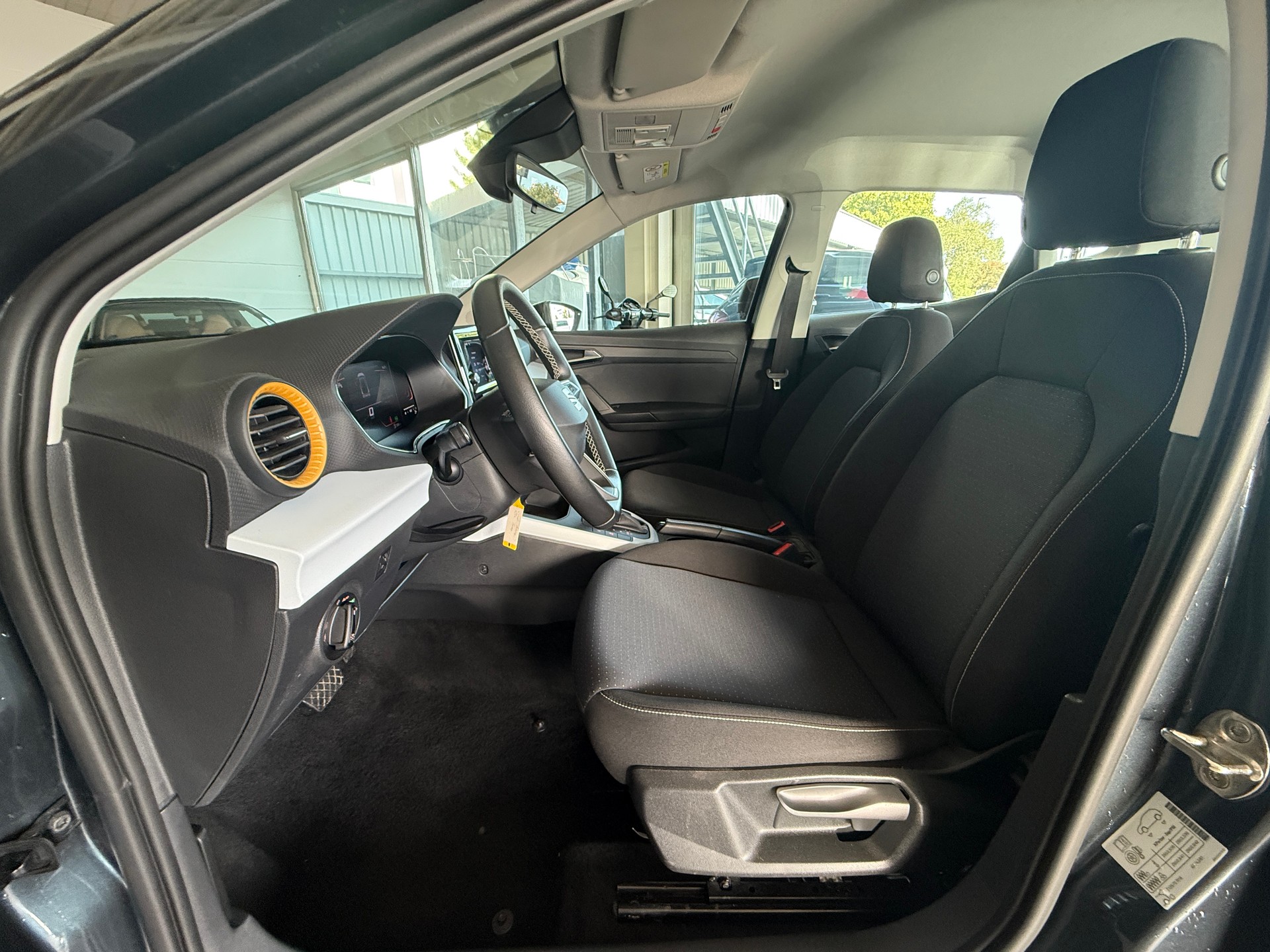 SEAT Arona 1.0 TSI Eco Style DSG ***HERSTELLERGARANTIE BIS 03.2027***-image-23