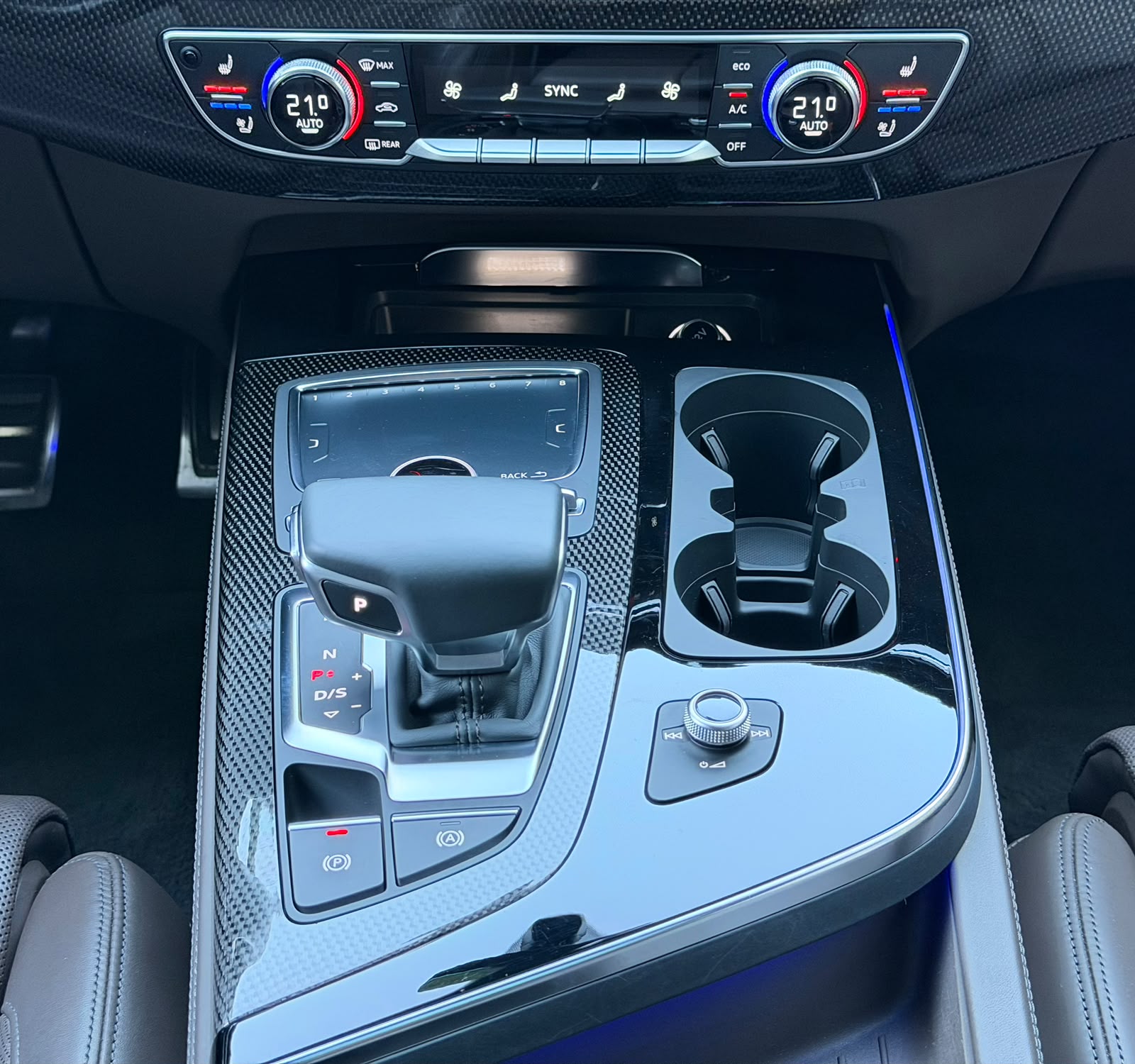 AUDI SQ7 4.0 TDI quattro tiptronic *ABT 510PS*-image-28