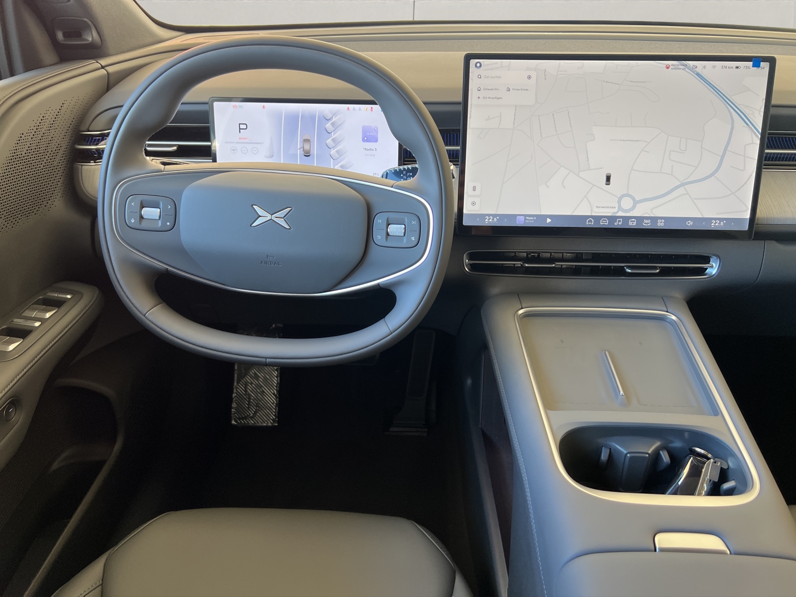 XPENG G6 Performance AWD 4x4 *487PS* inkl. AHK elektrisch-image-14