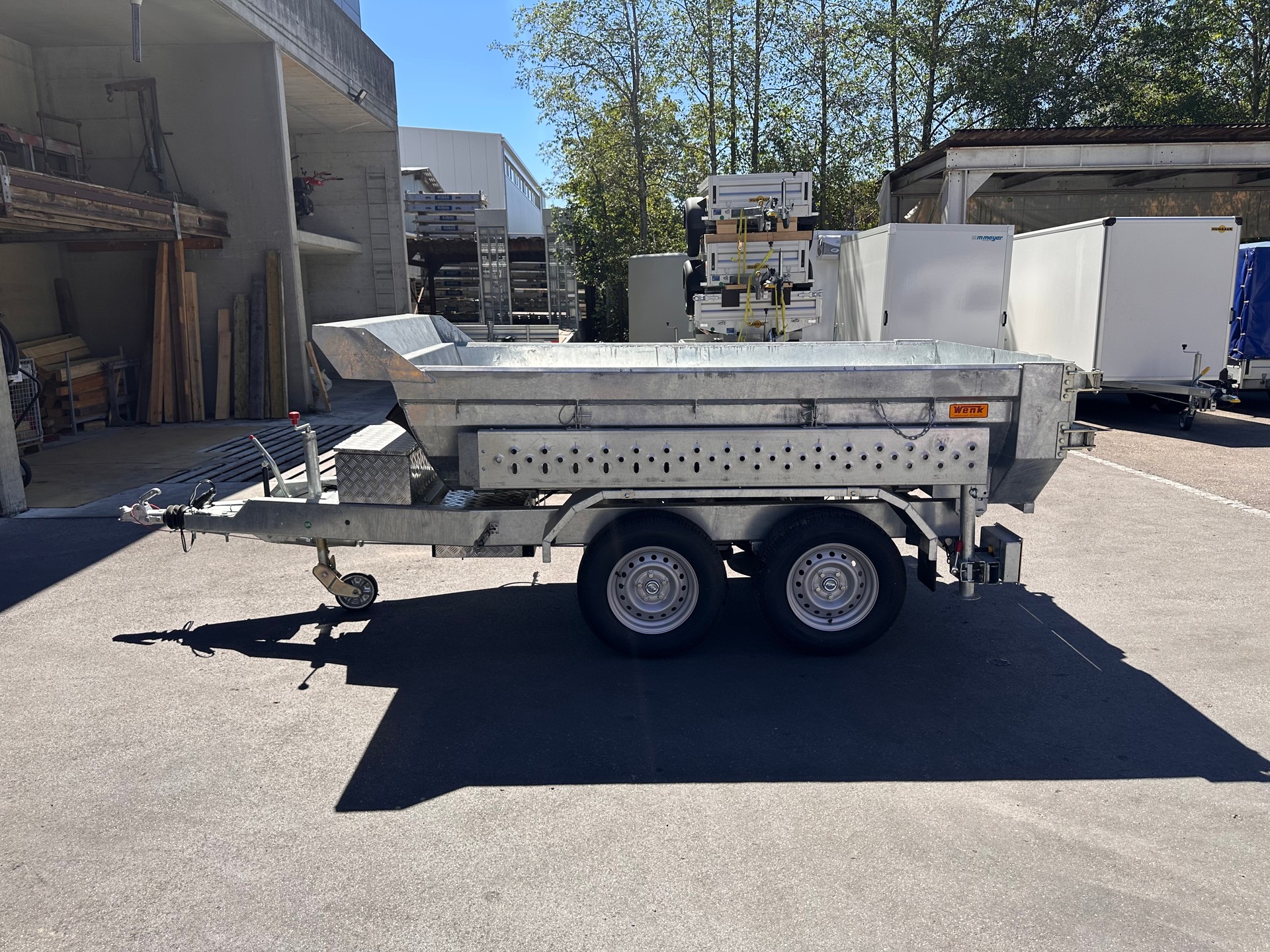 POP INDUSTRY RF2 Muldenkipper-showroom-element-3