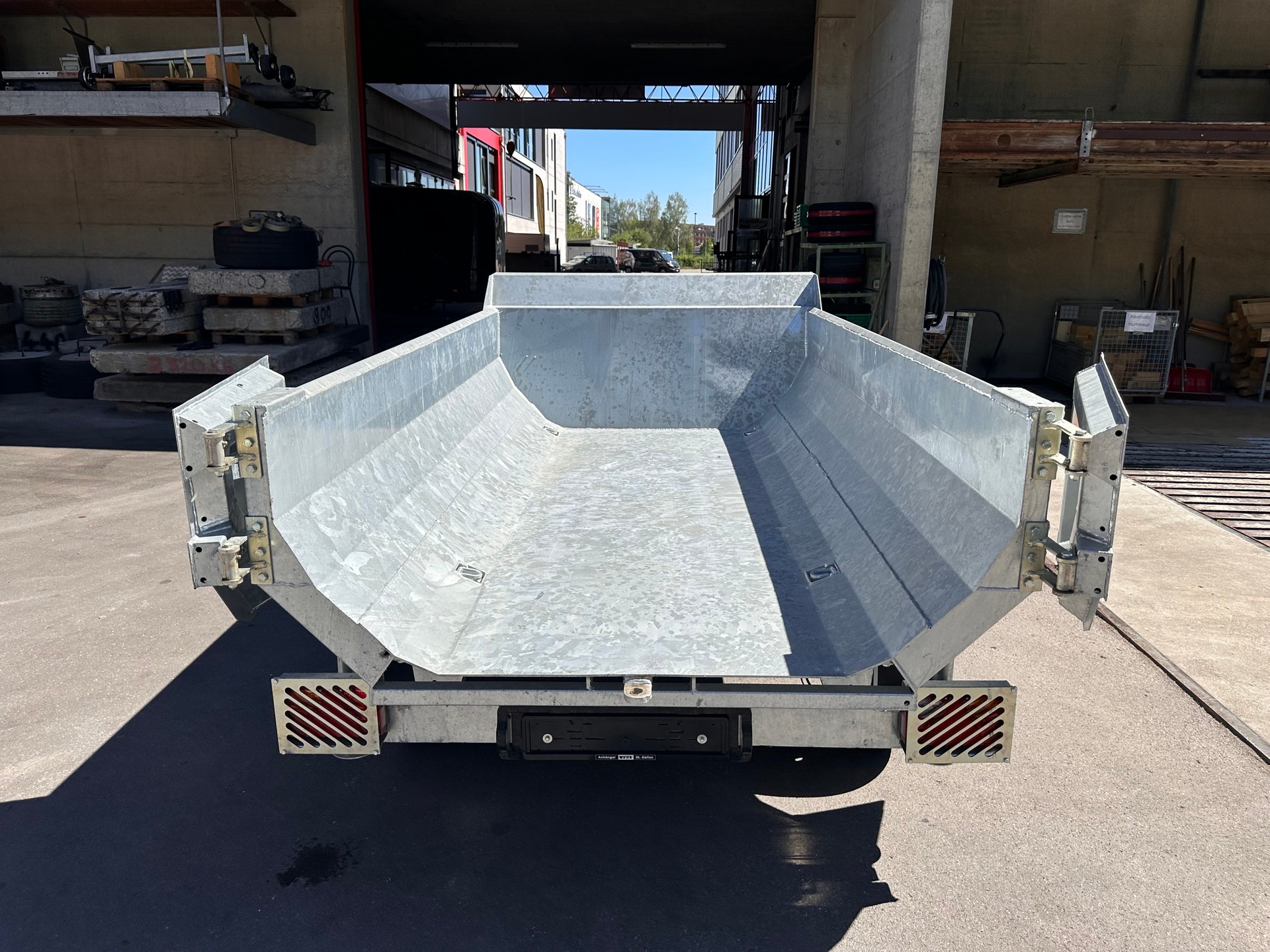POP INDUSTRY RF2 Muldenkipper-image-10