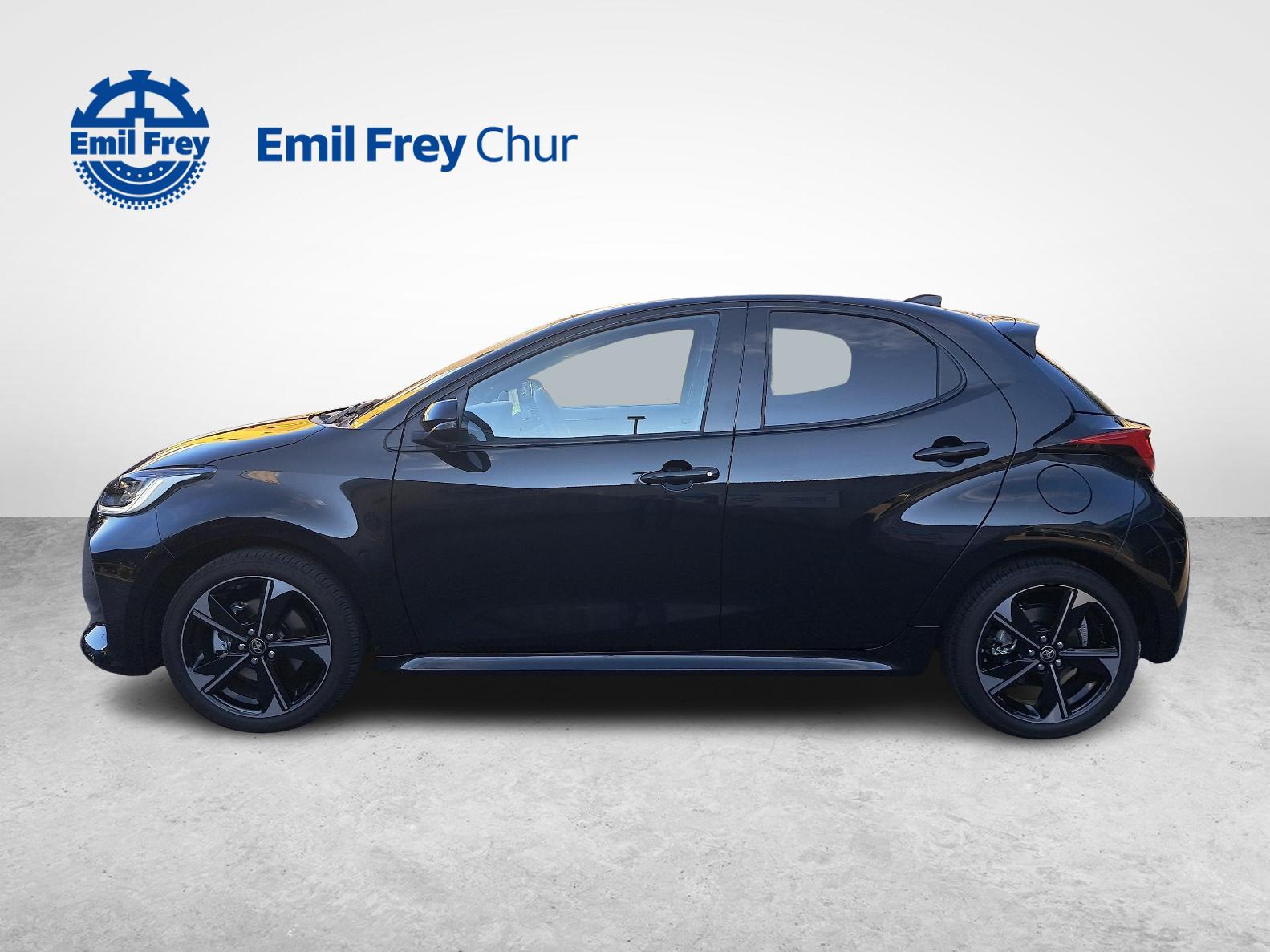 TOYOTA Yaris 1.5 VVT-i HSD Premium-image-1