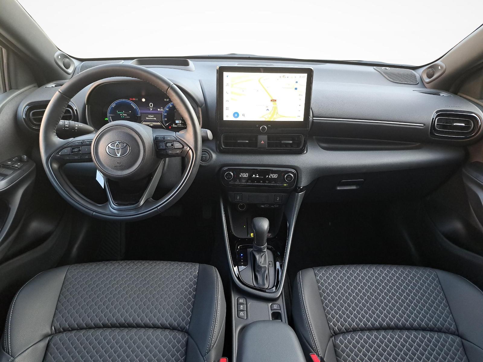 TOYOTA Yaris 1.5 VVT-i HSD Premium-image-8