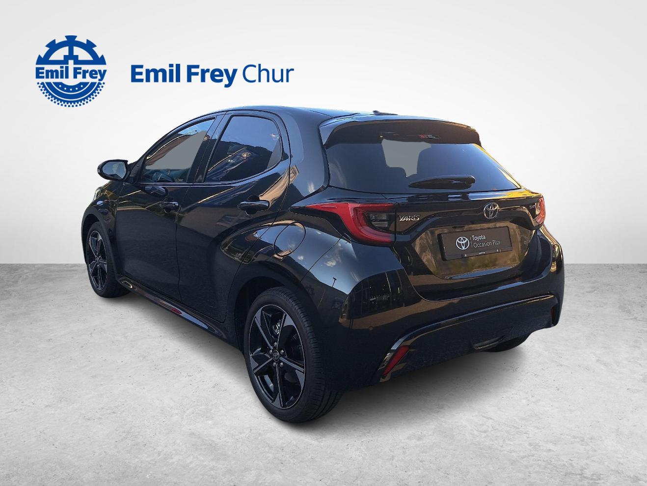 TOYOTA Yaris 1.5 VVT-i HSD Premium-image-2