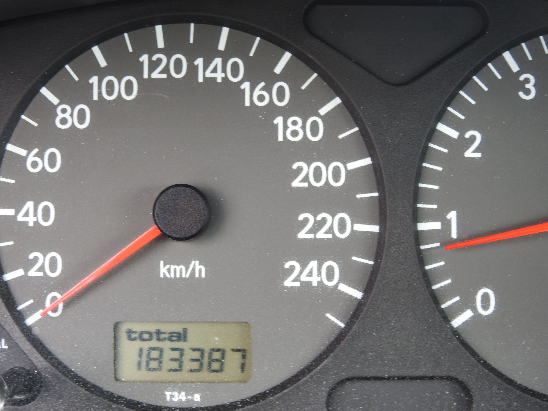 TOYOTA Avensis 2.0 VVT-i Linea Sol Sedan Automatic-image-20