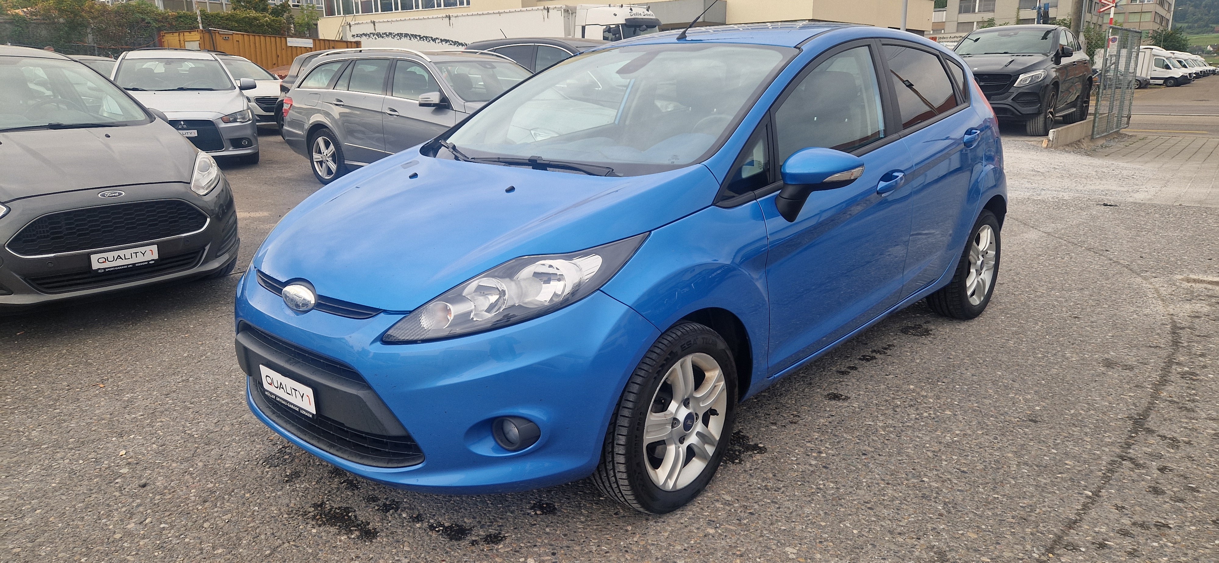 Car photo