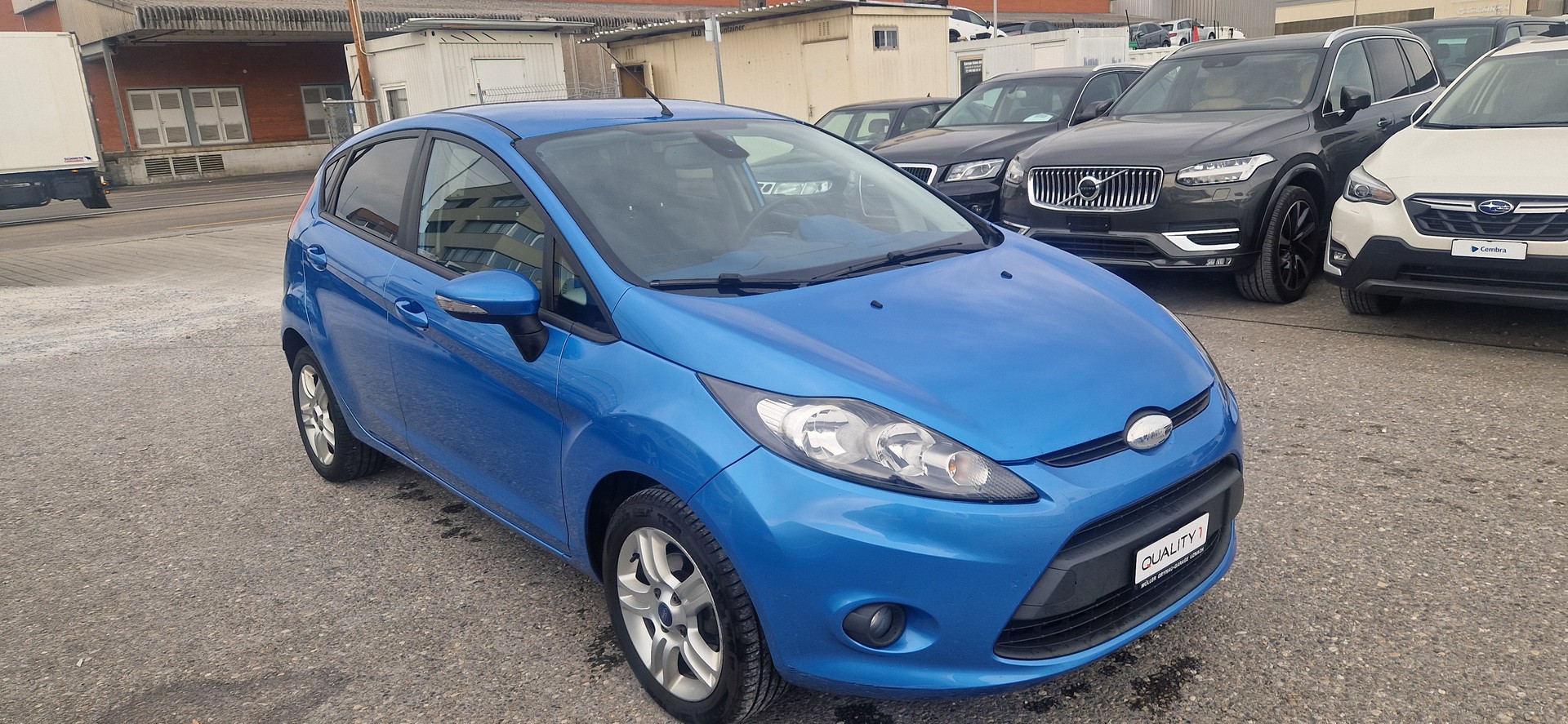 FORD Fiesta 1.4 16V Trend Automatic-image-2