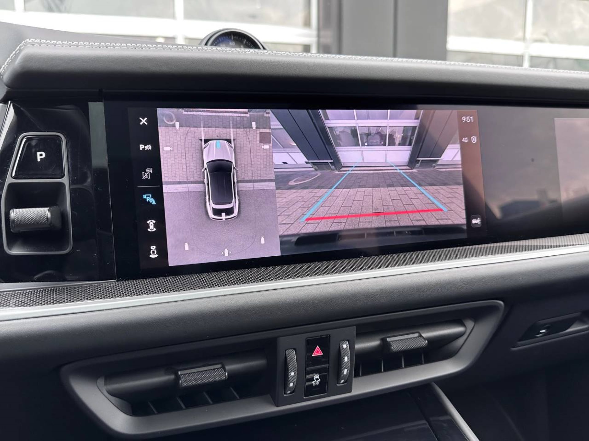 PORSCHE Cayenne Turbo E-Hybrid Coupé-image-26