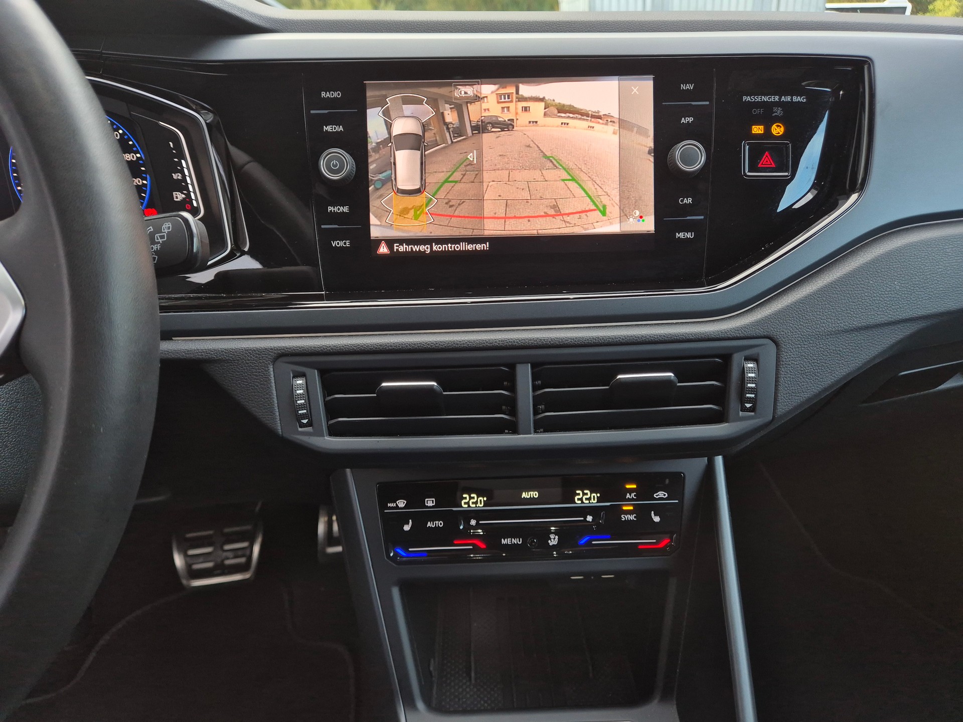 VW Polo 1.0 TSI R-Line DSG-image-12