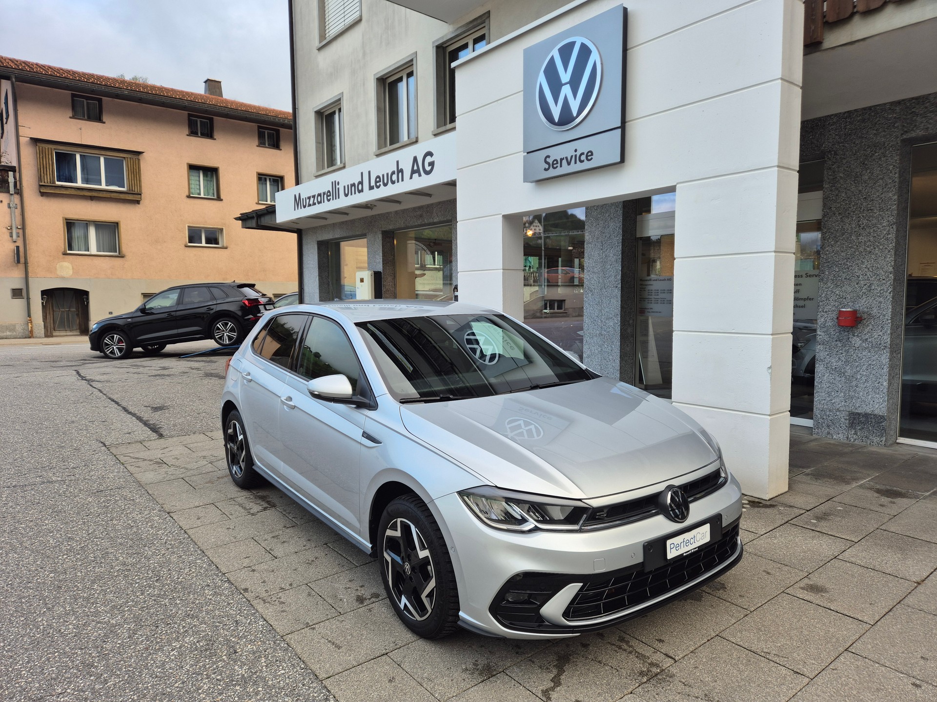 VW Polo 1.0 TSI R-Line DSG-image-1