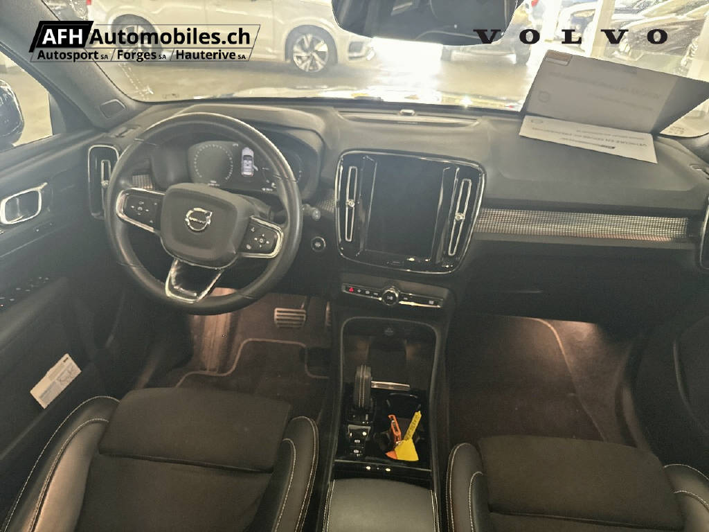 VOLVO XC40 1.5 T5 PiH R-Design-image-8