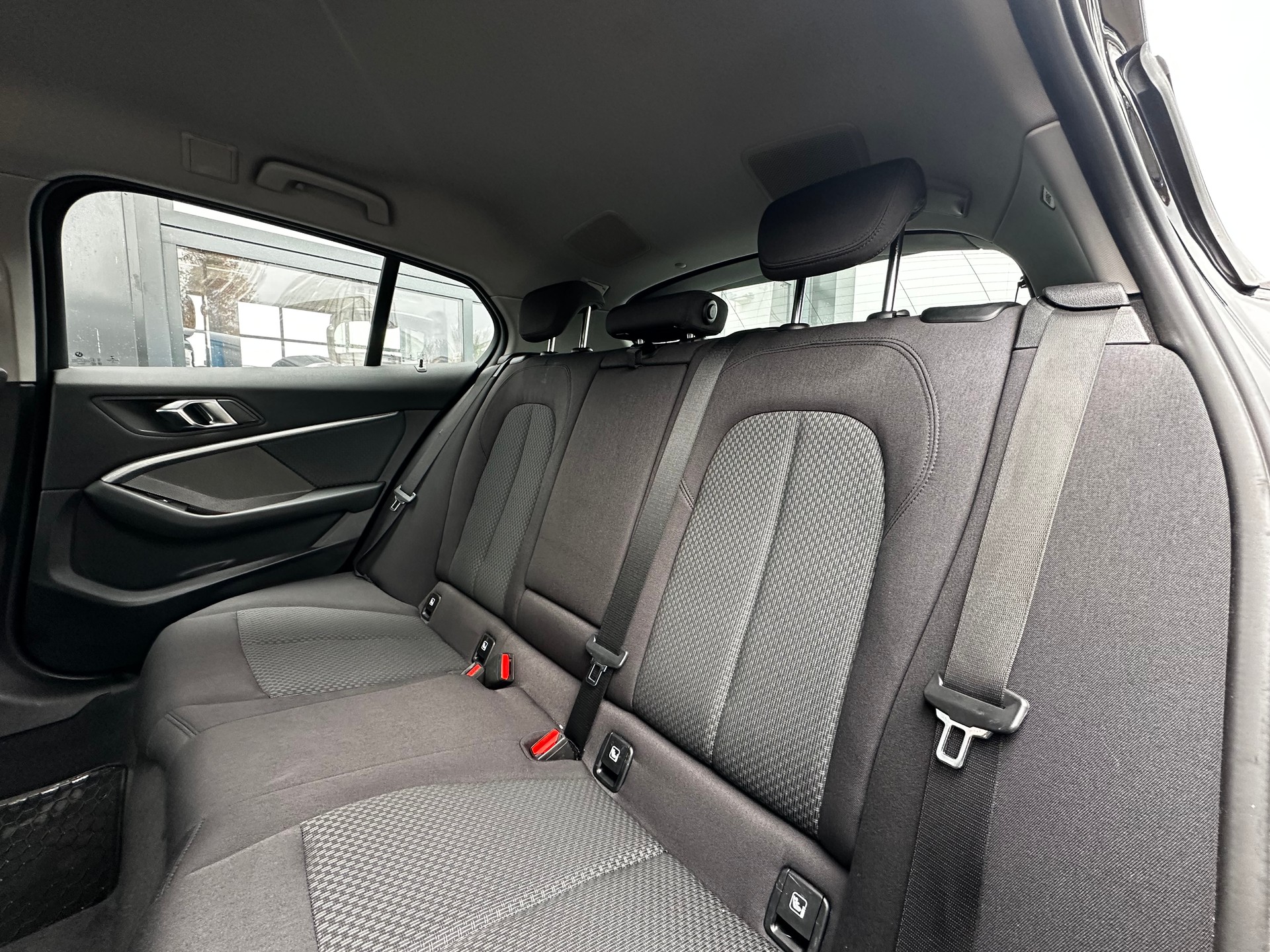 BMW 118i Steptronic Sport Line-image-15