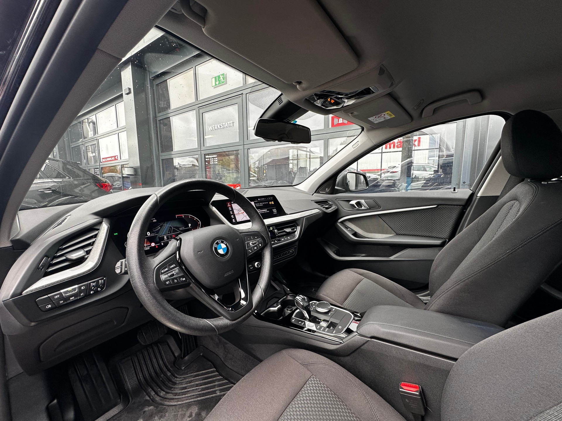 BMW 118i Steptronic Sport Line-image-7