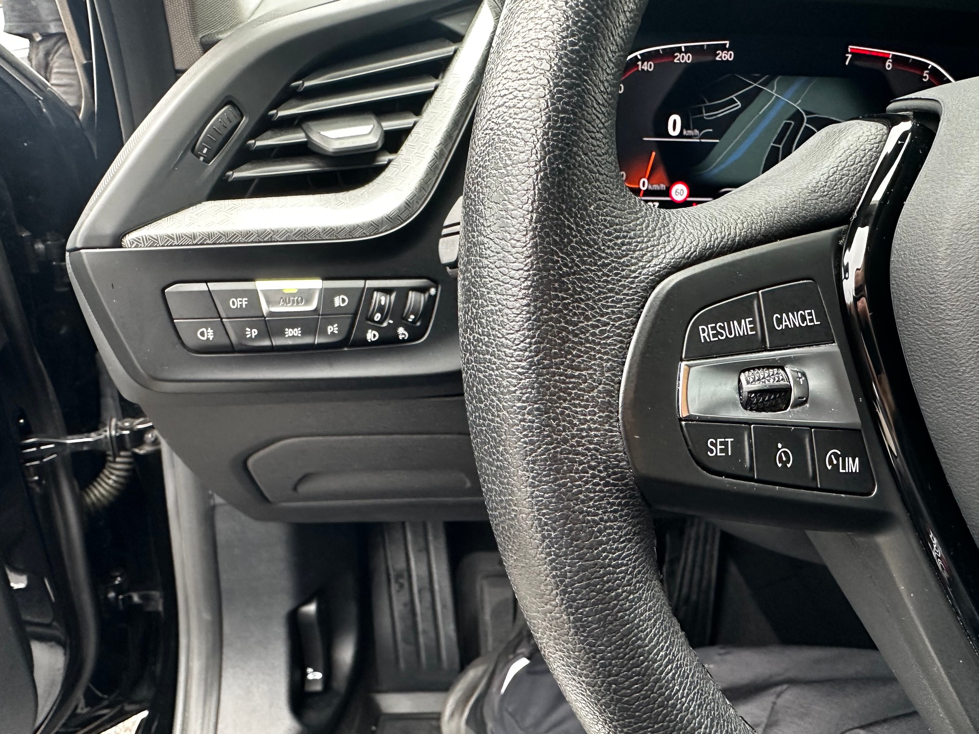 BMW 118i Steptronic Sport Line-image-12