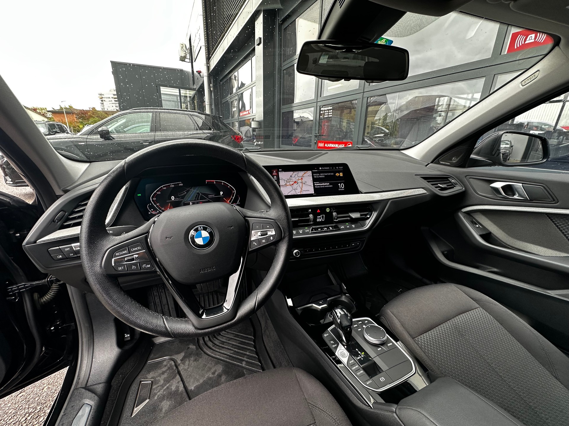 BMW 118i Steptronic Sport Line-image-8