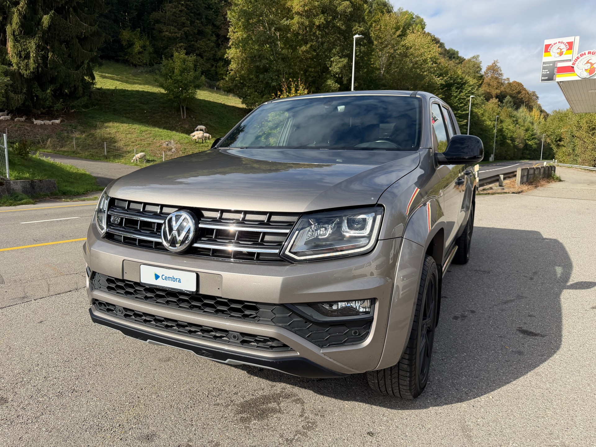 VW Amarok 3.0TDI Aventura 4Motion Automatic-image-3
