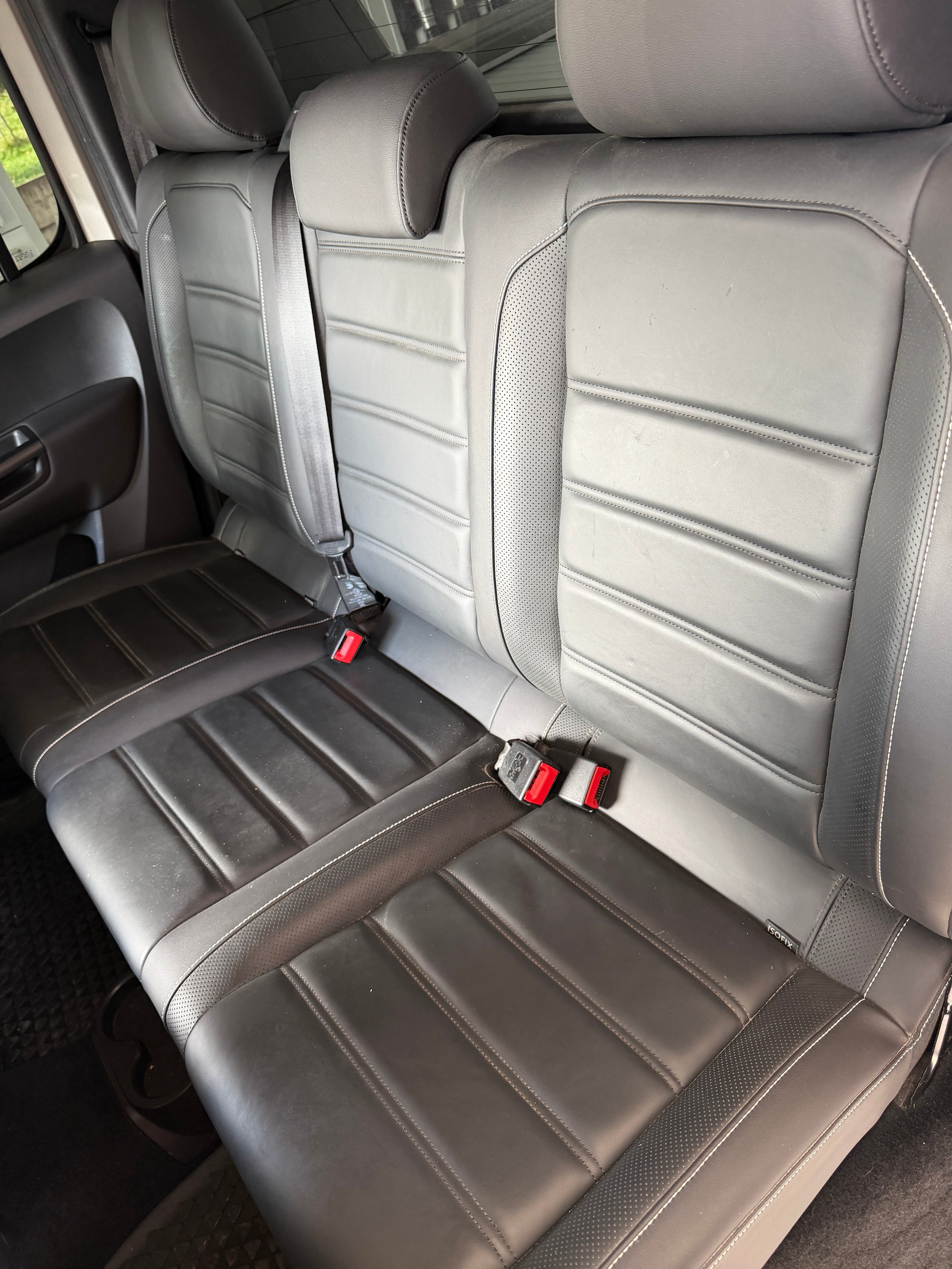 VW Amarok 3.0TDI Aventura 4Motion Automatic-image-14