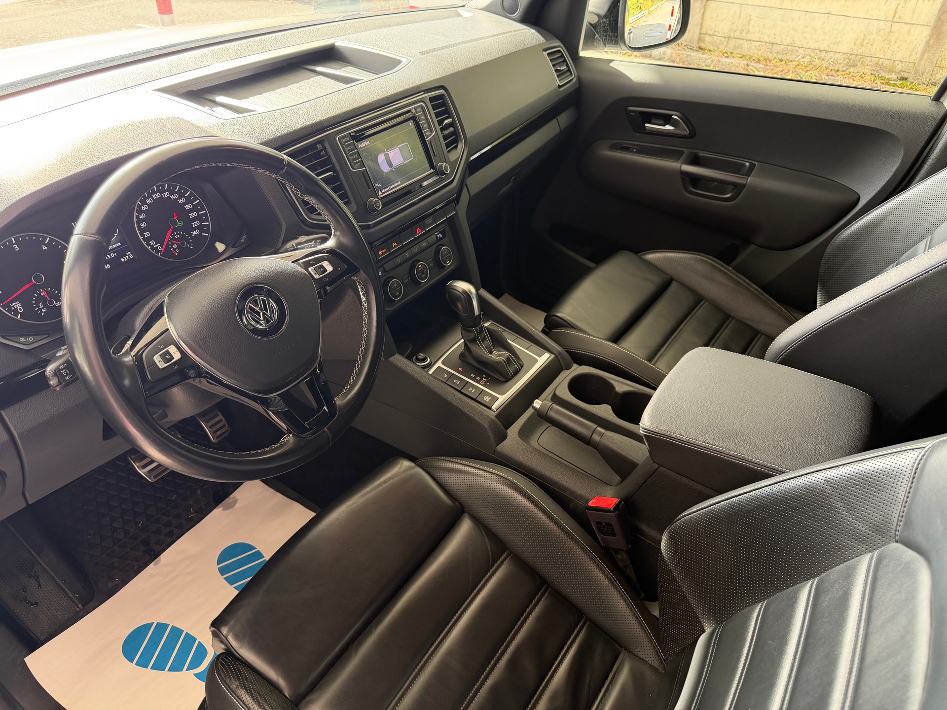 VW Amarok 3.0TDI Aventura 4Motion Automatic-image-10