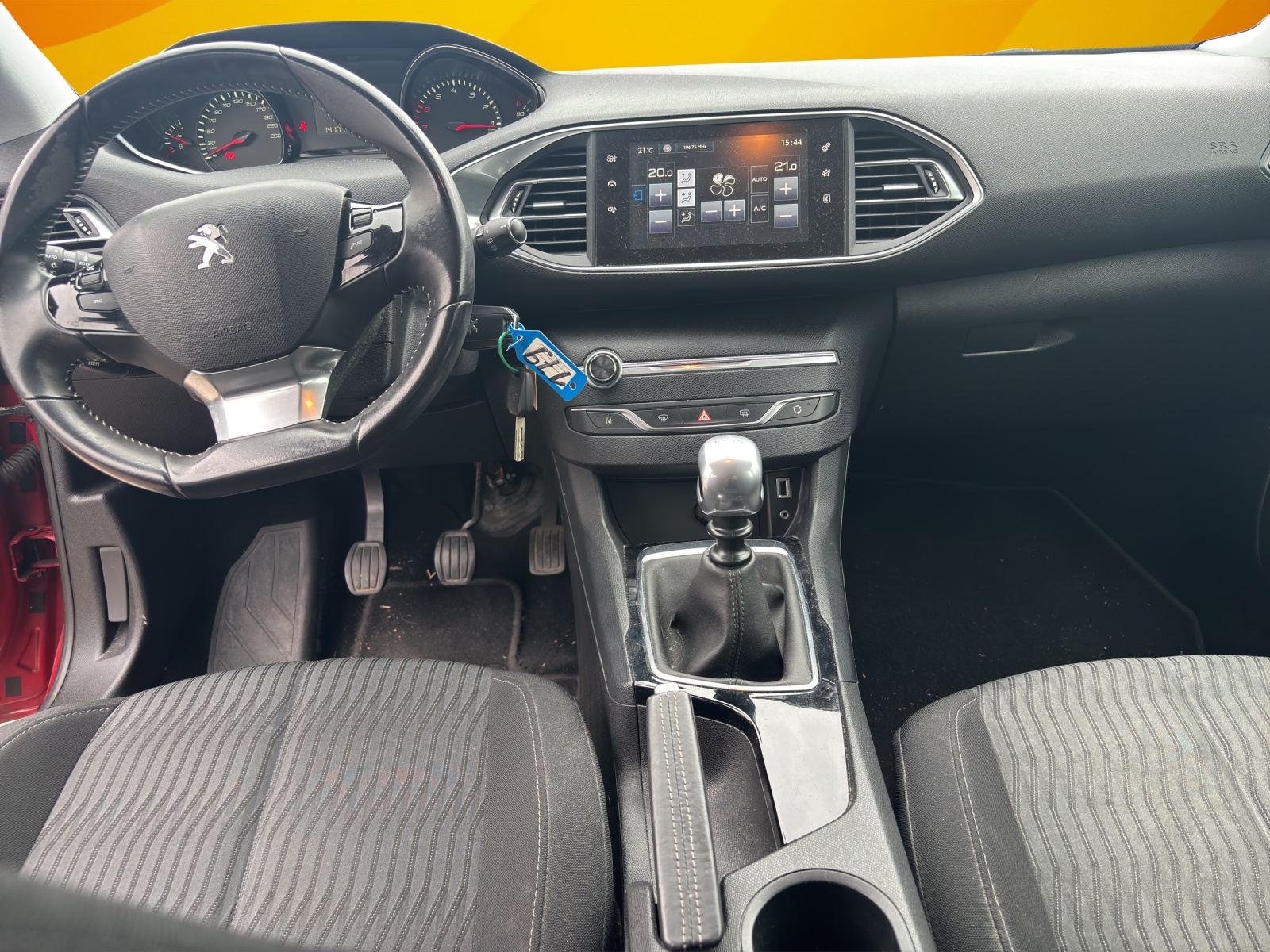 PEUGEOT 308 1.2 THP Active-image-8