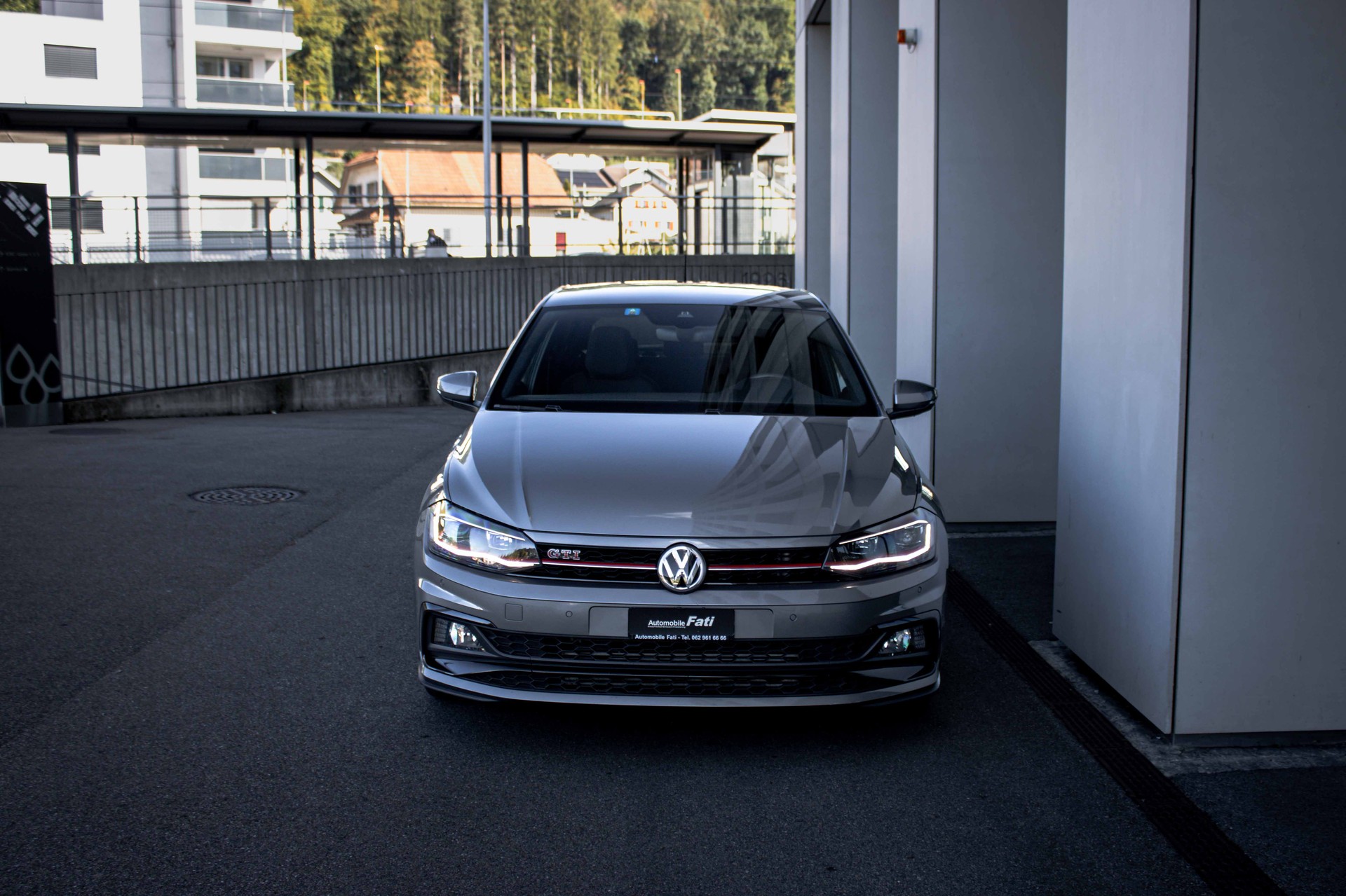 VW Polo 2.0 TSI GTI DSG-image-2