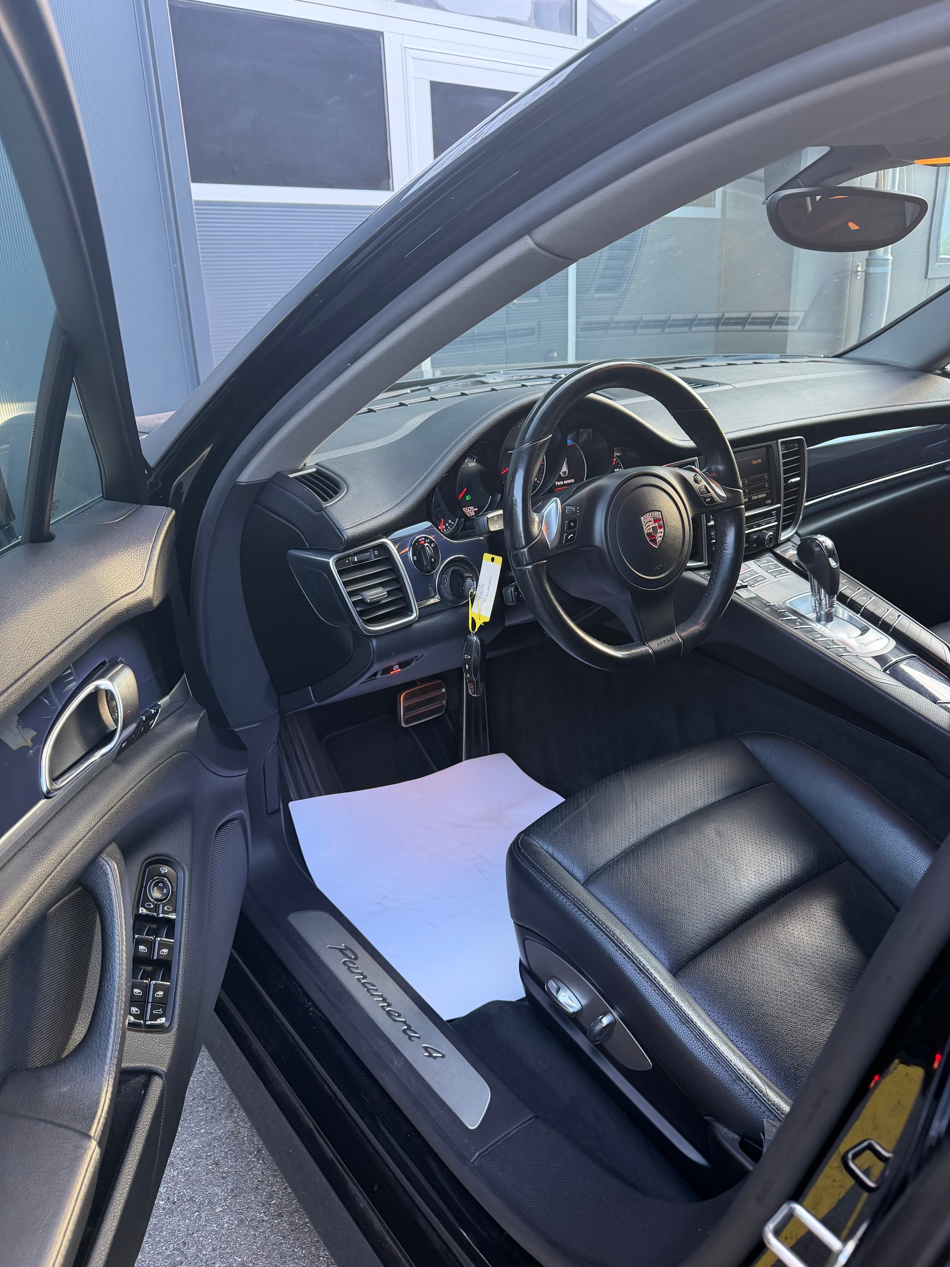 PORSCHE Panamera 4 3.6 PDK-image-12