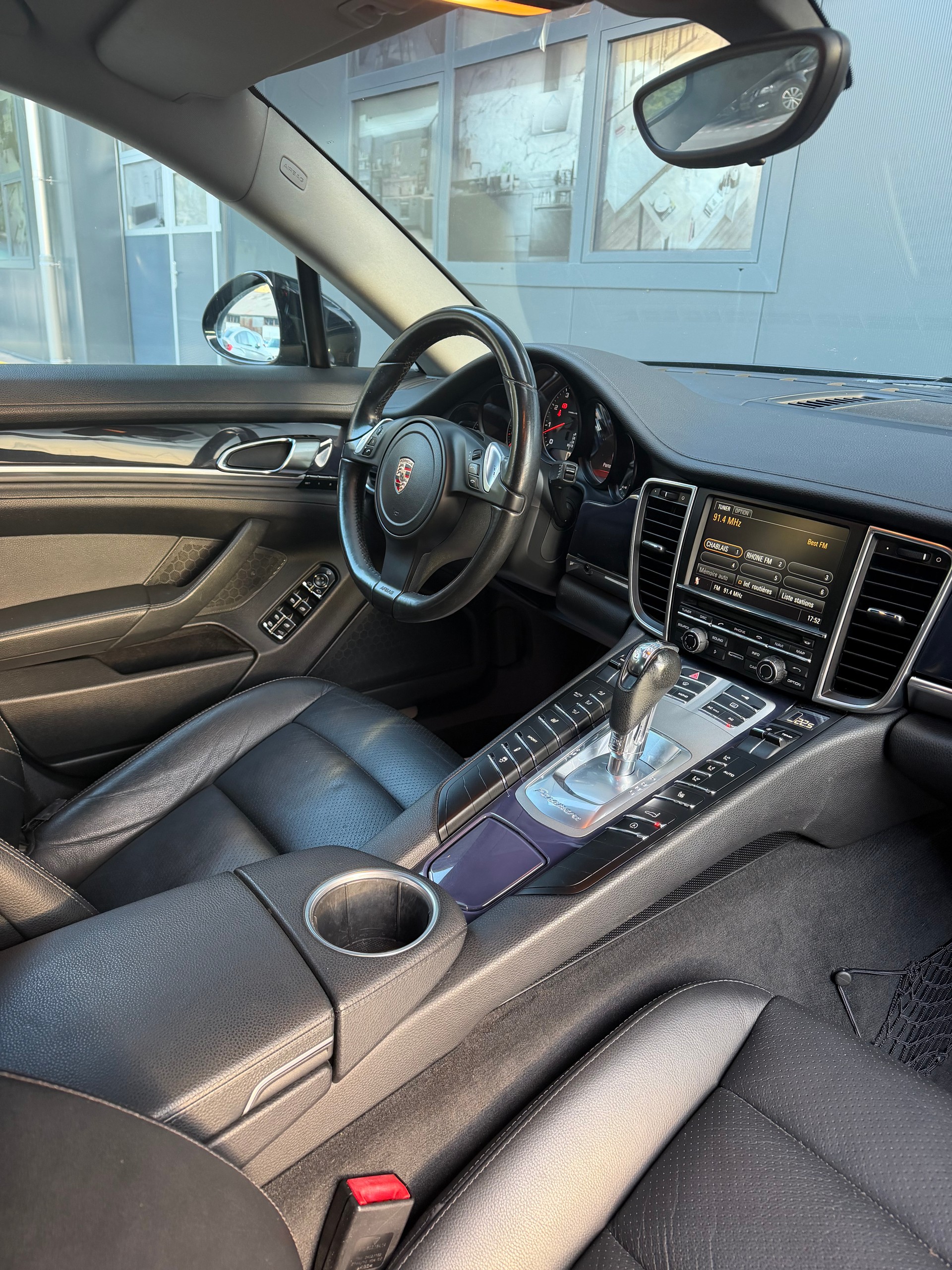 PORSCHE Panamera 4 3.6 PDK-image-11