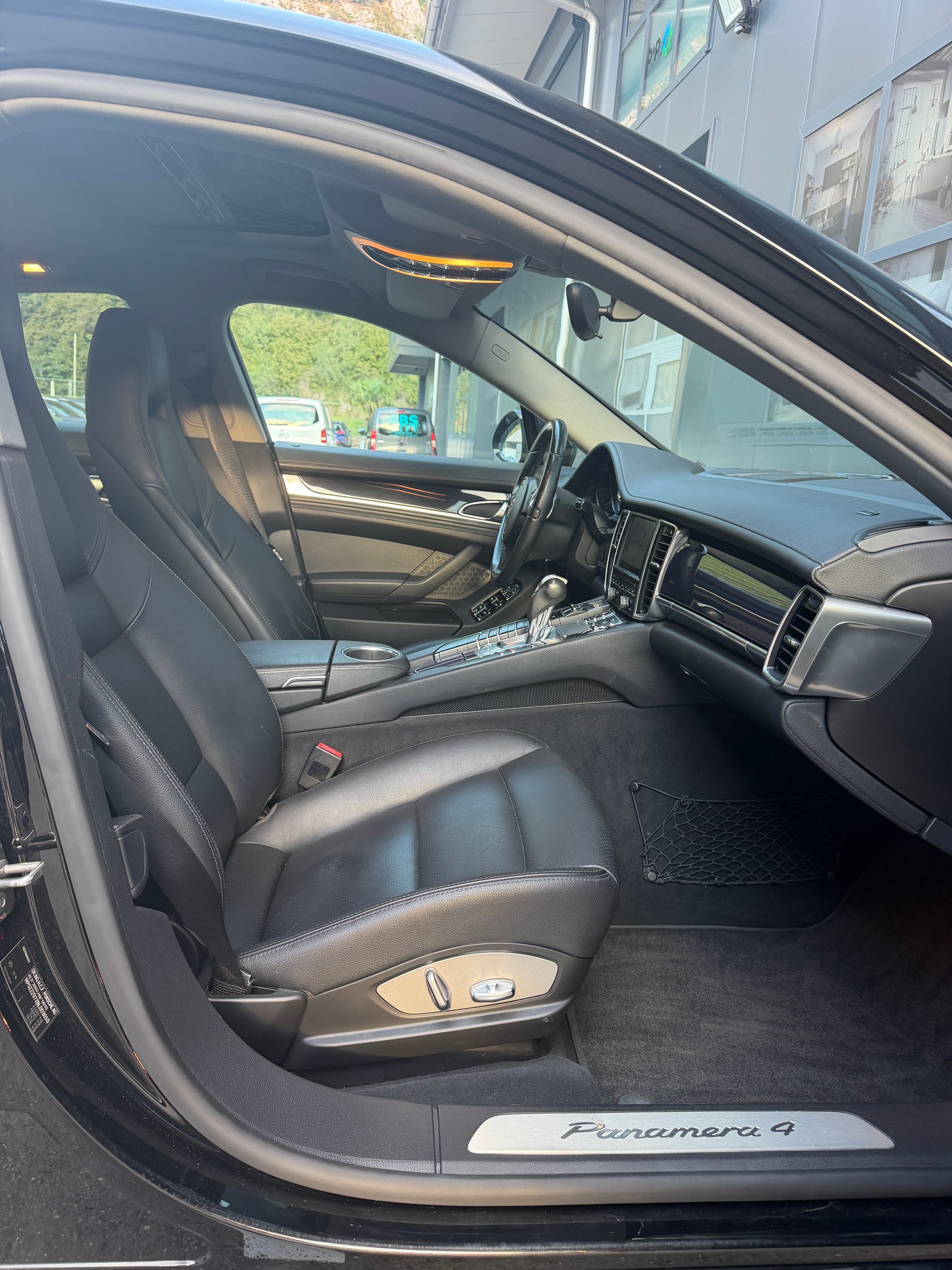 PORSCHE Panamera 4 3.6 PDK-image-10