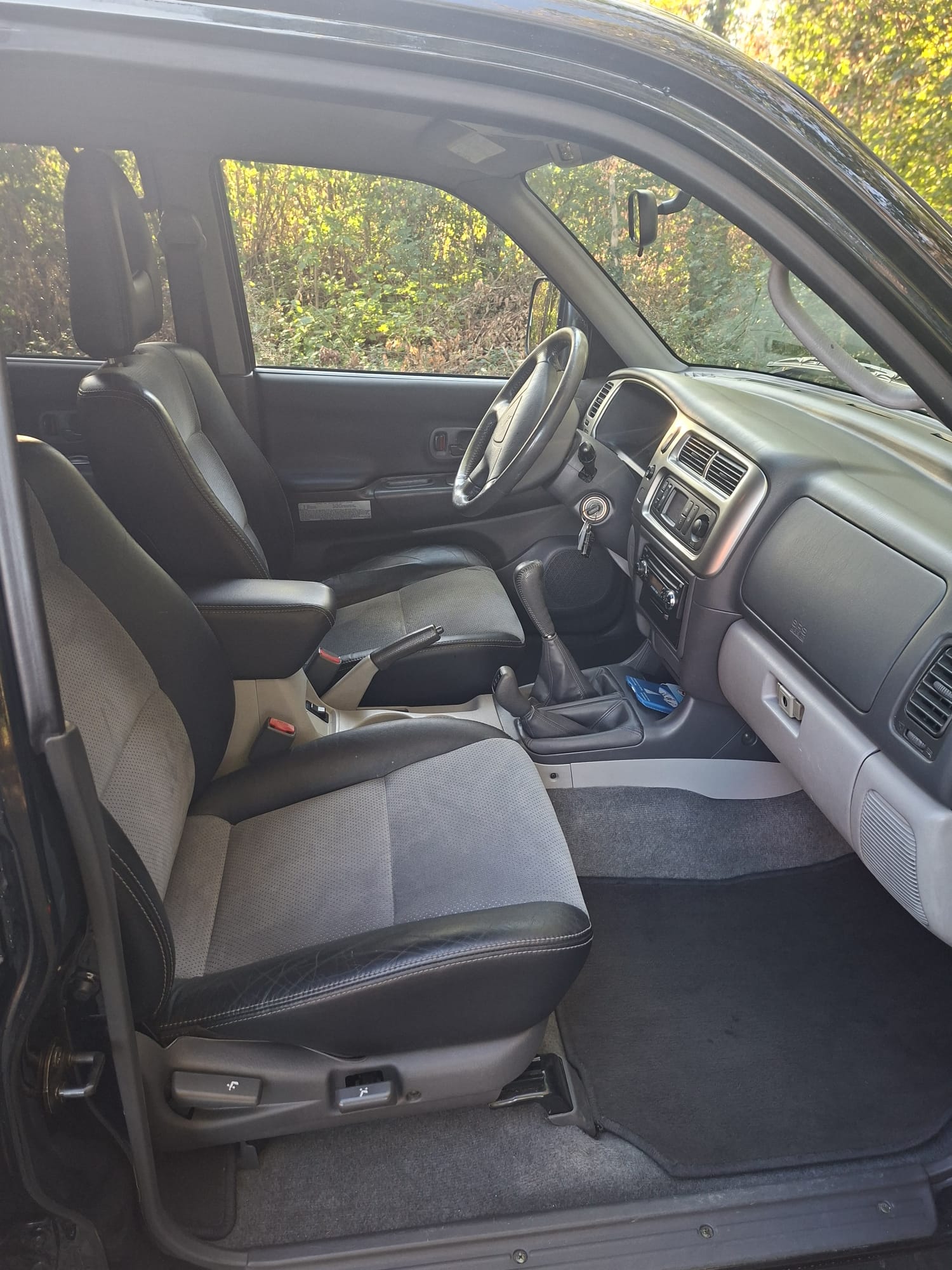 MITSUBISHI Pajero Sport 2.5TD Dakar-image-10