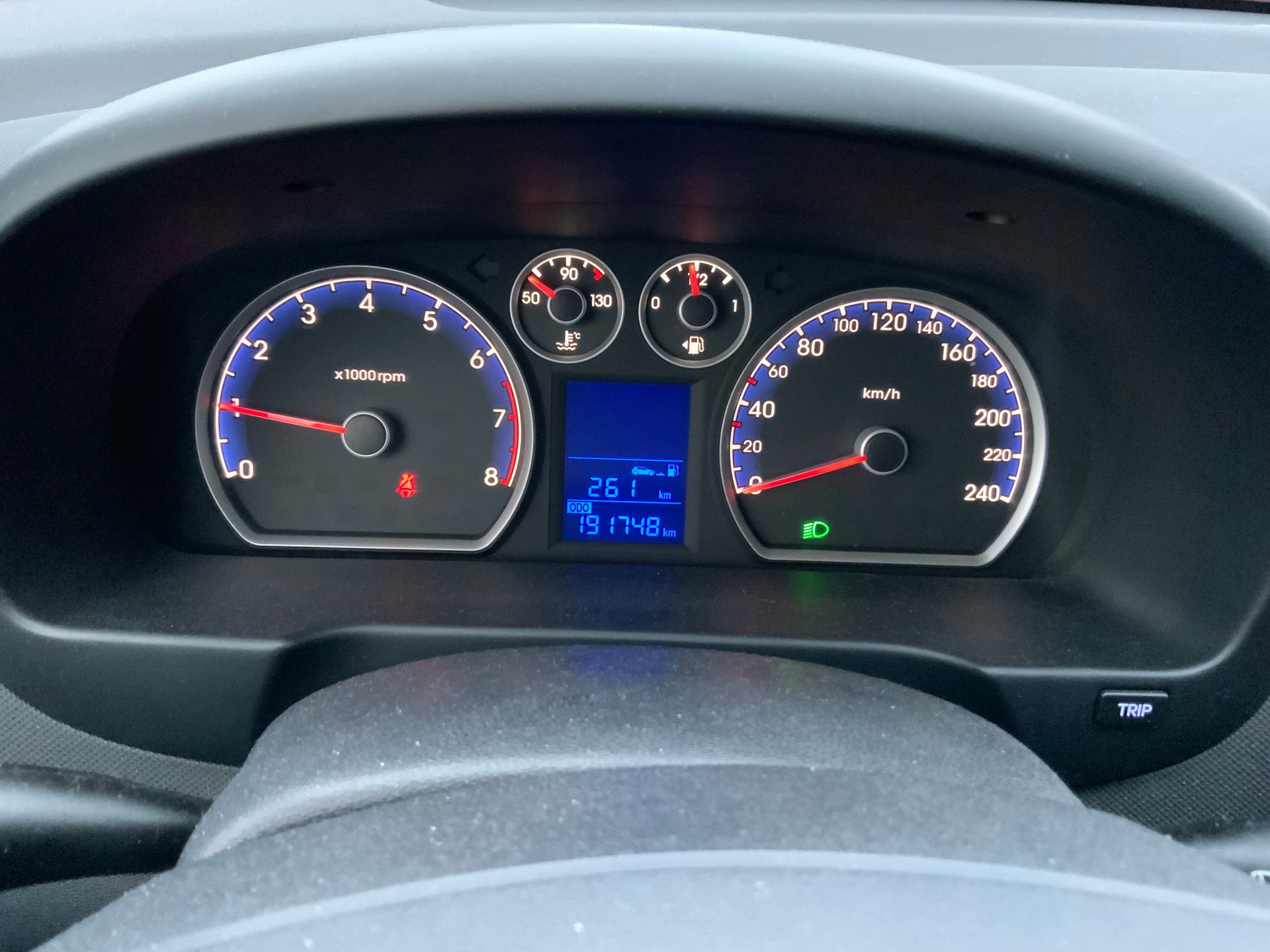 HYUNDAI i30 1.6 Style-image-8