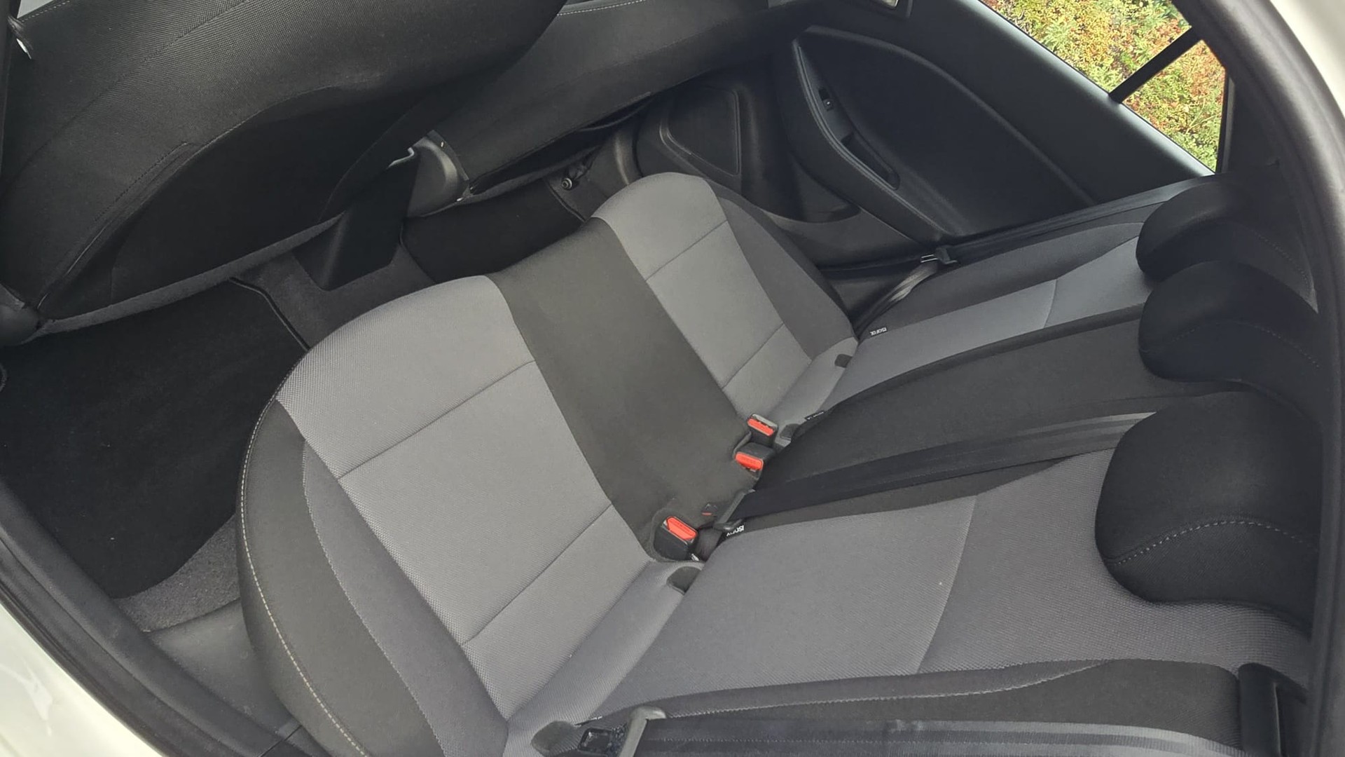 HYUNDAI i20 Active 1.0 T-GDi Amplia DCT premium-image-5