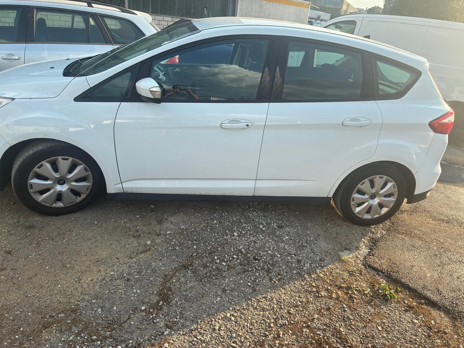 FORD C-Max 1.0 SCTi Carving-image-4