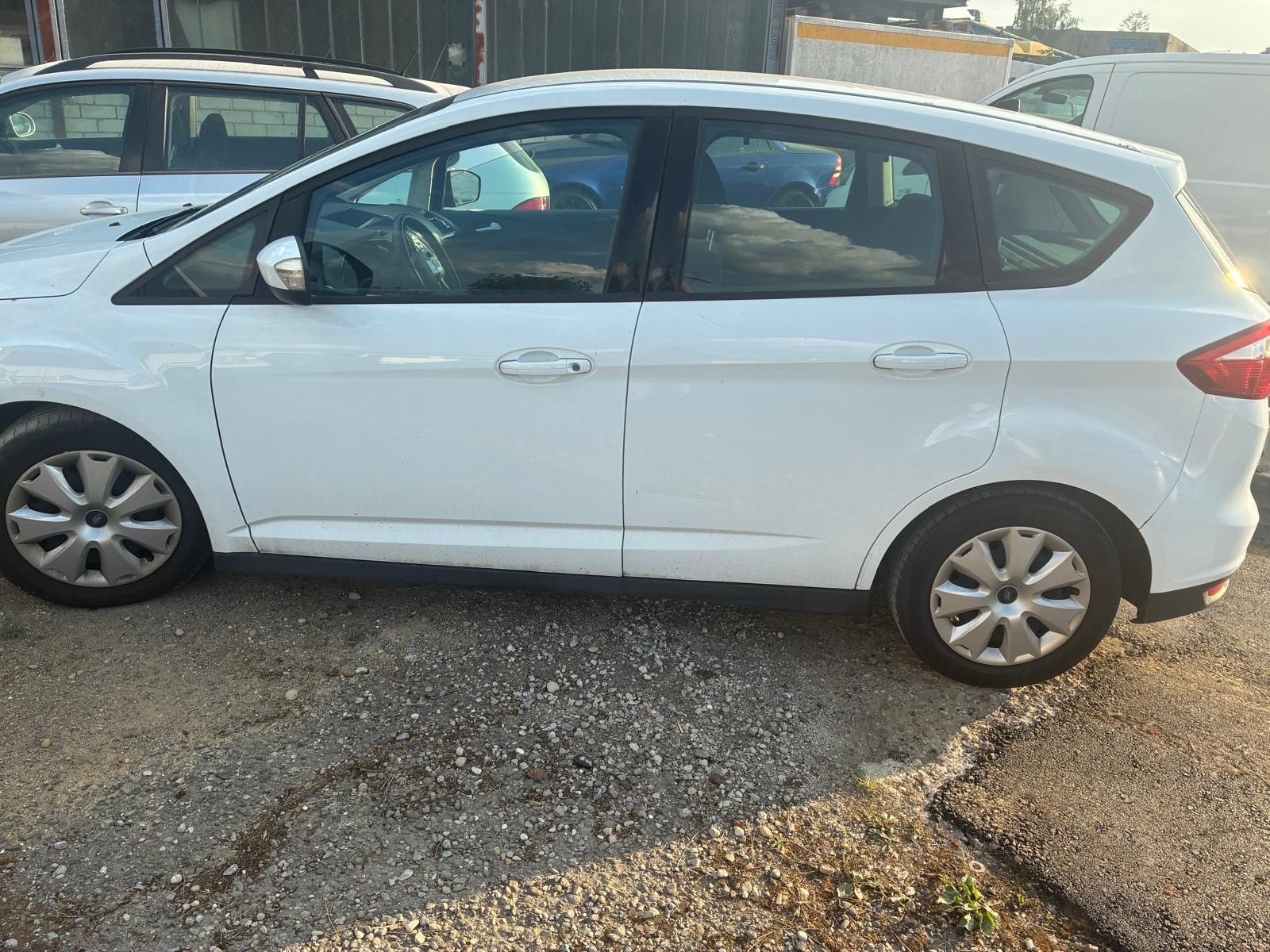 FORD C-Max 1.0 SCTi Carving-image-5