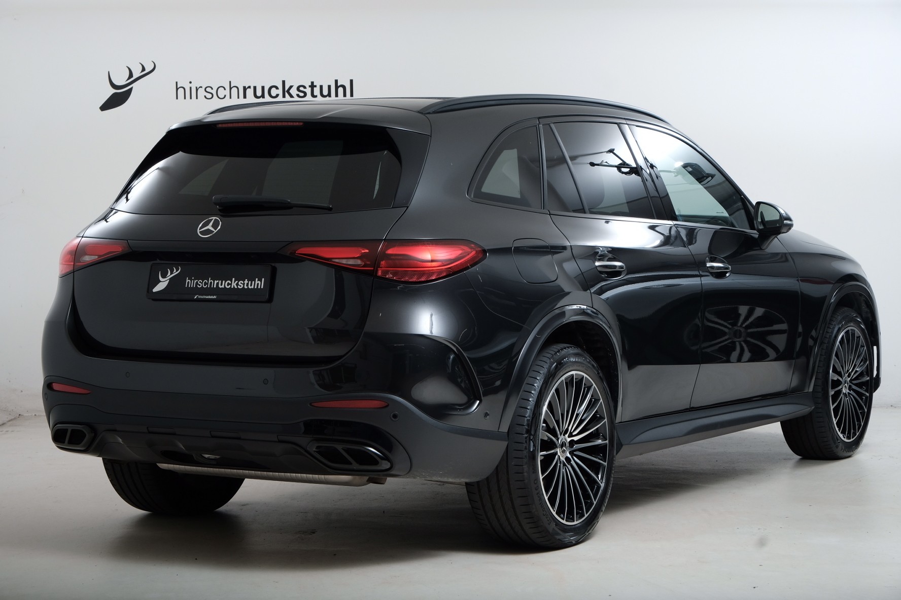 MERCEDES-BENZ GLC 300 AMG Line 4matic X254-showroom-element-2