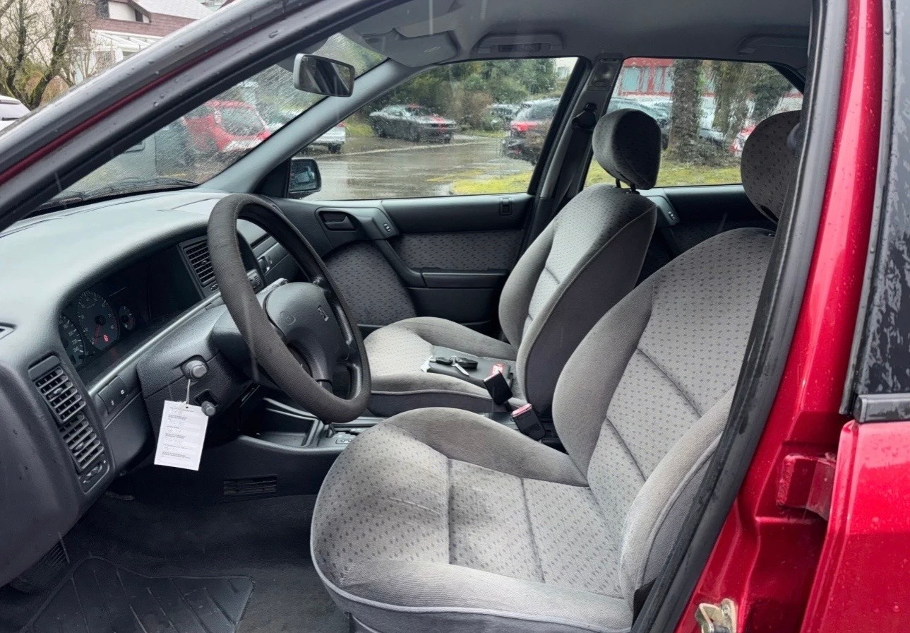 CITROEN Xantia Berline 2.0i 16V Exclusiv-image-6