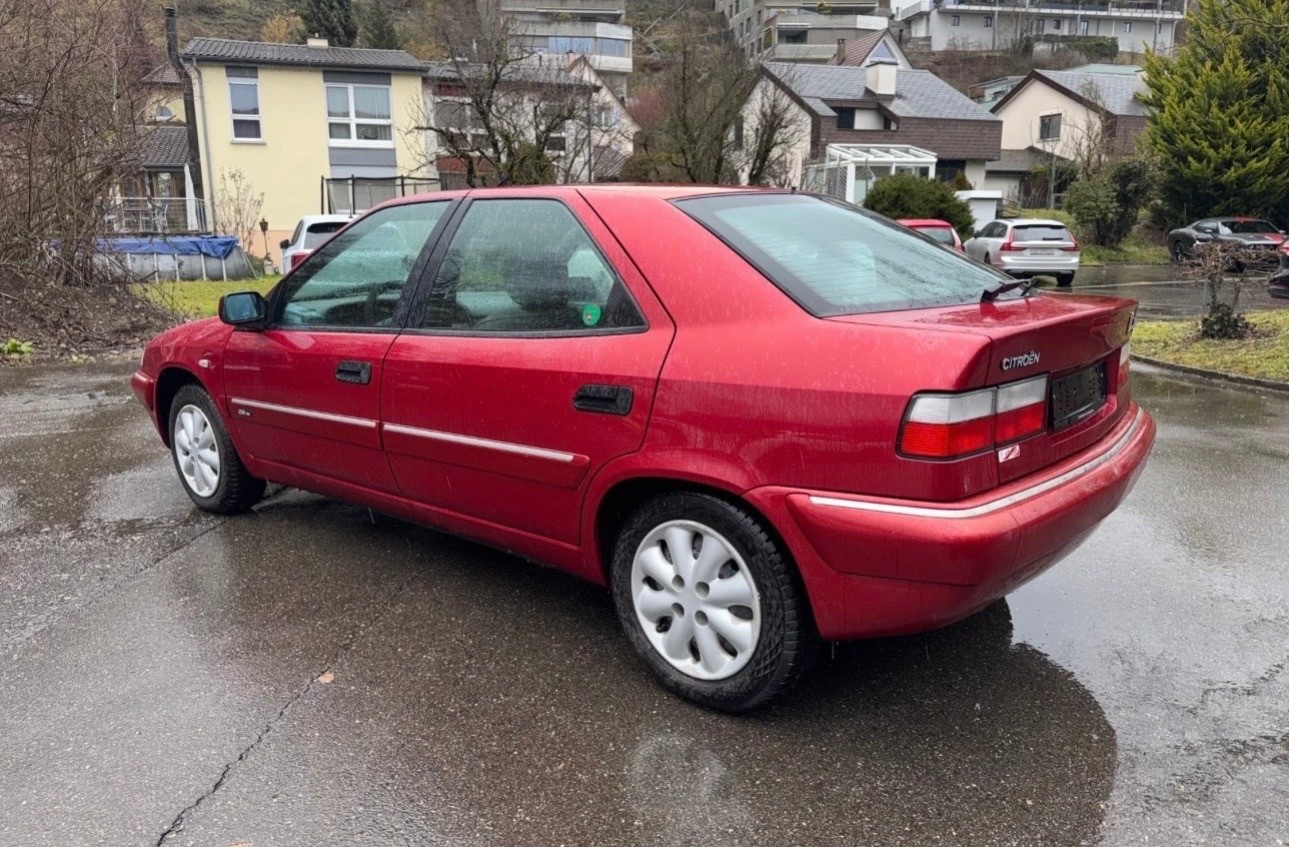 CITROEN Xantia Berline 2.0i 16V Exclusiv-image-1