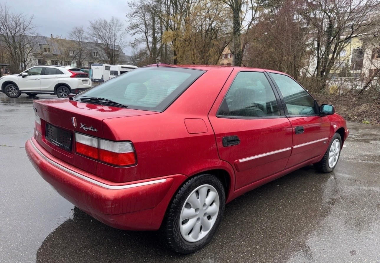 CITROEN Xantia Berline 2.0i 16V Exclusiv-image-3