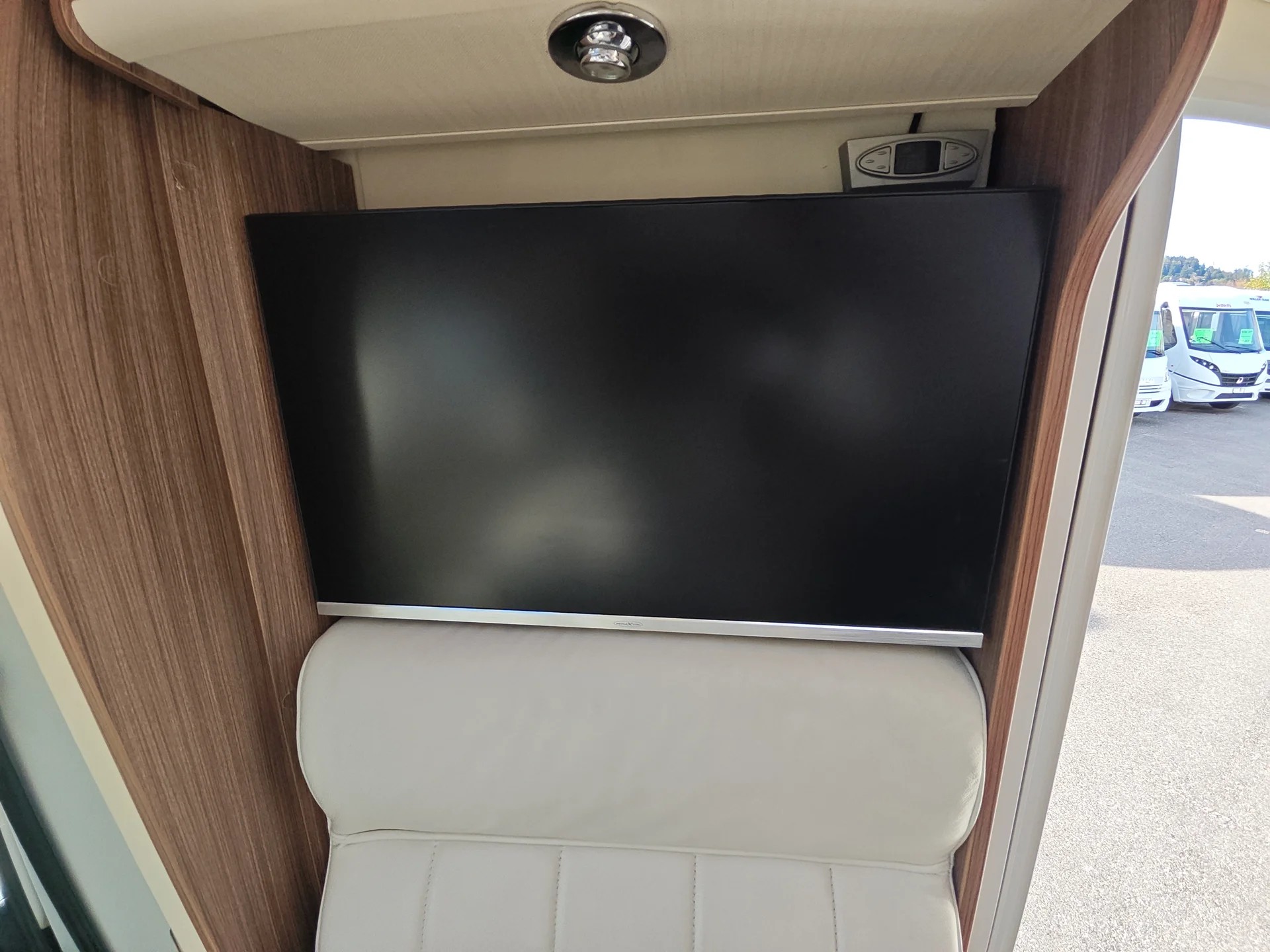 EURA MOBIL Profila T 725 QB***Der Eura Mobil vereint echten Hotelkomfort mit absoluter Winterfestigkeit***-image-17