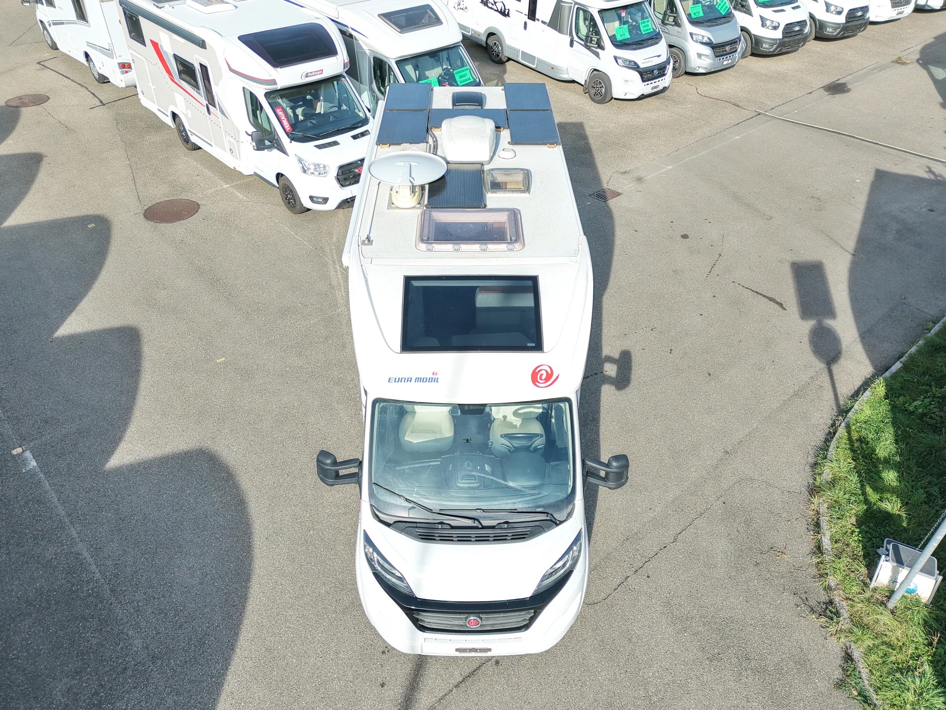 EURA MOBIL Profila T 725 QB***Der Eura Mobil vereint echten Hotelkomfort mit absoluter Winterfestigkeit***-image-4