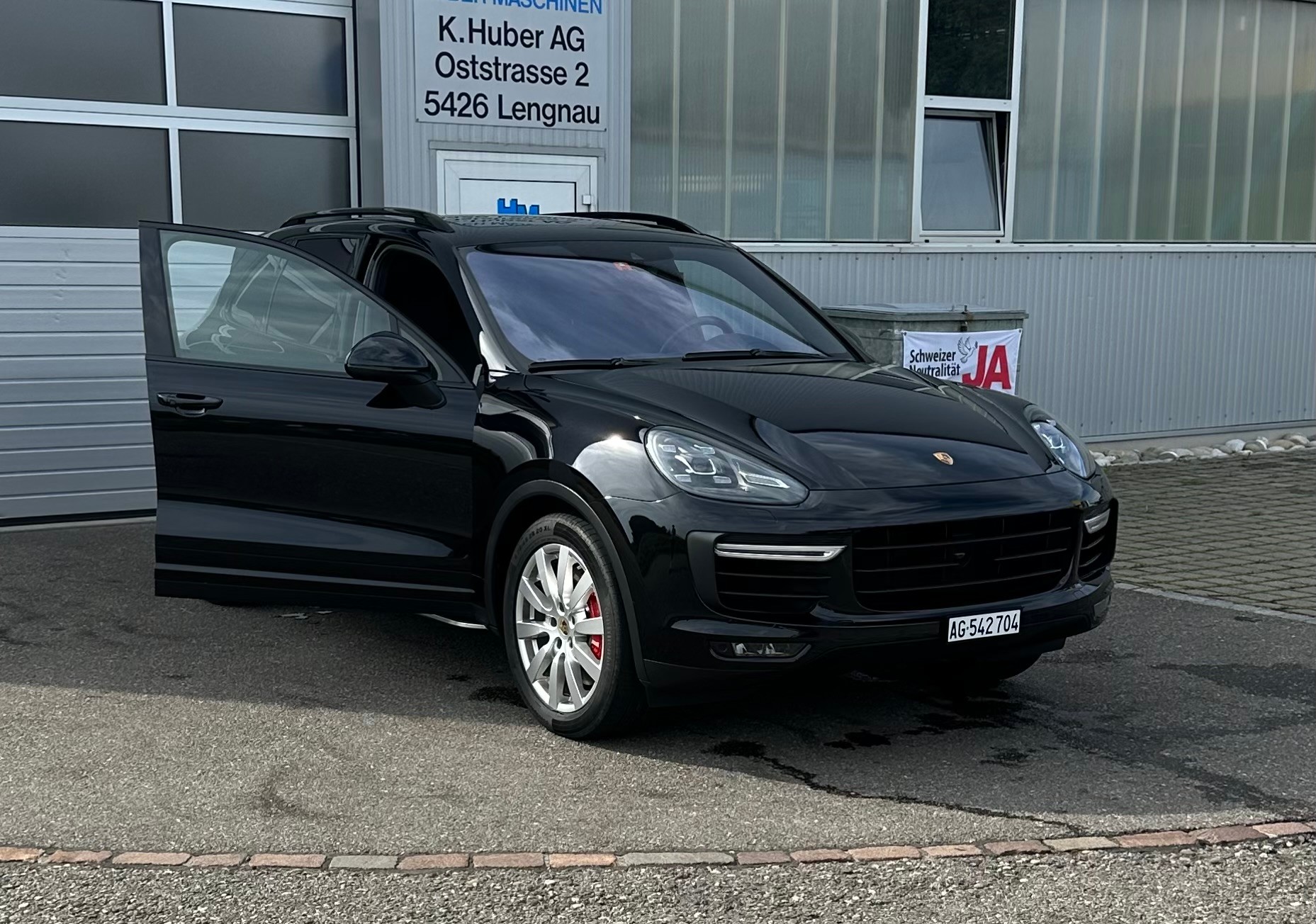 PORSCHE 4.8 V8 Turbo TipT-image-5