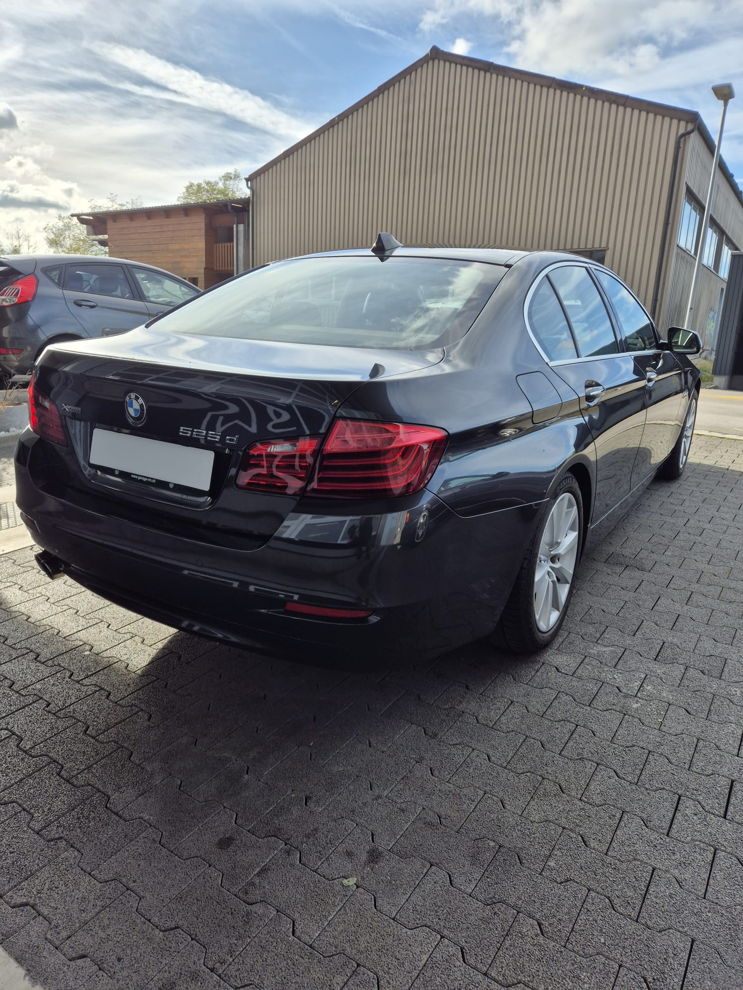 BMW 525d xDrive Steptronic-image-3