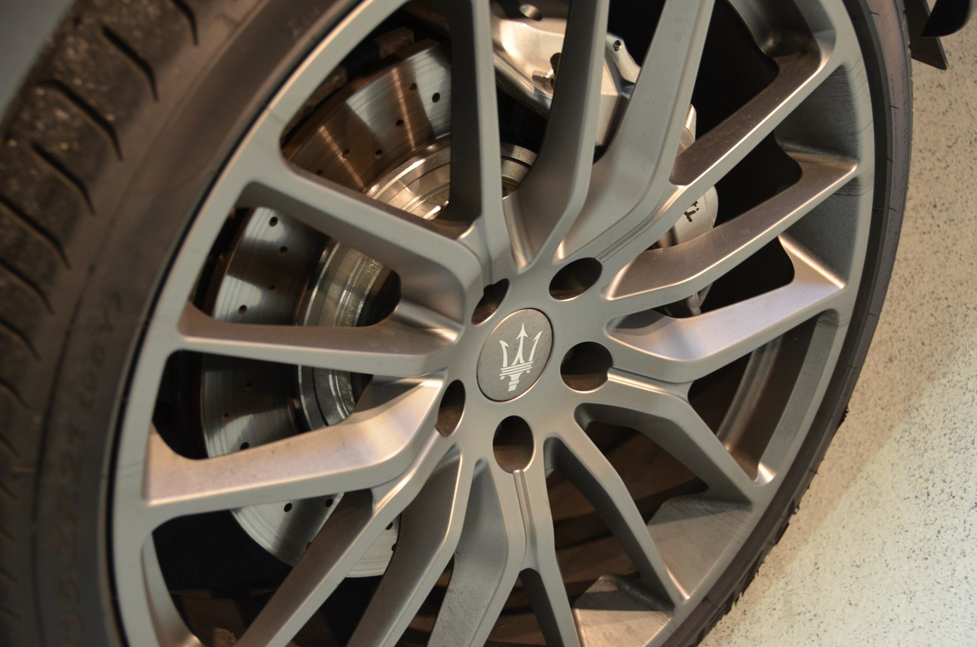 MASERATI Ghibli S 3.0 V6 Automatica-image-9
