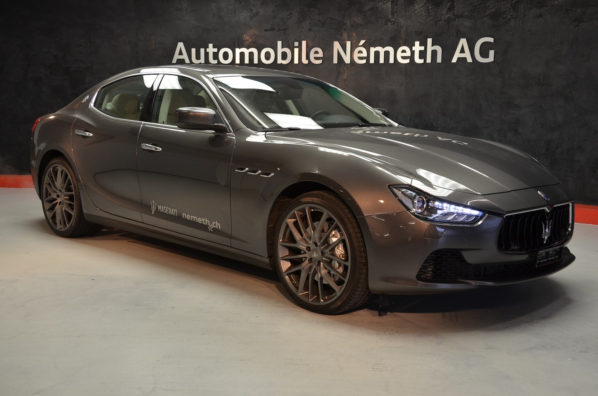 MASERATI Ghibli S 3.0 V6 Automatica-image-0