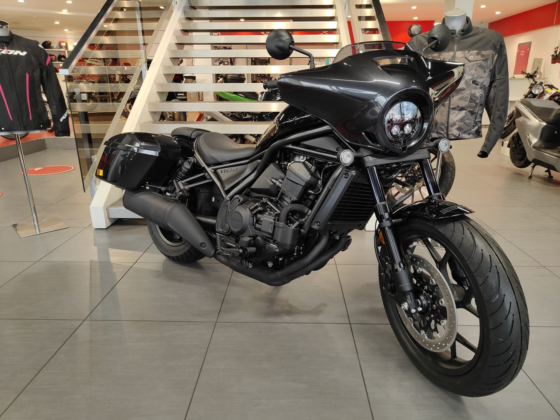 HONDA CMX 1100 DCTRebel Touring